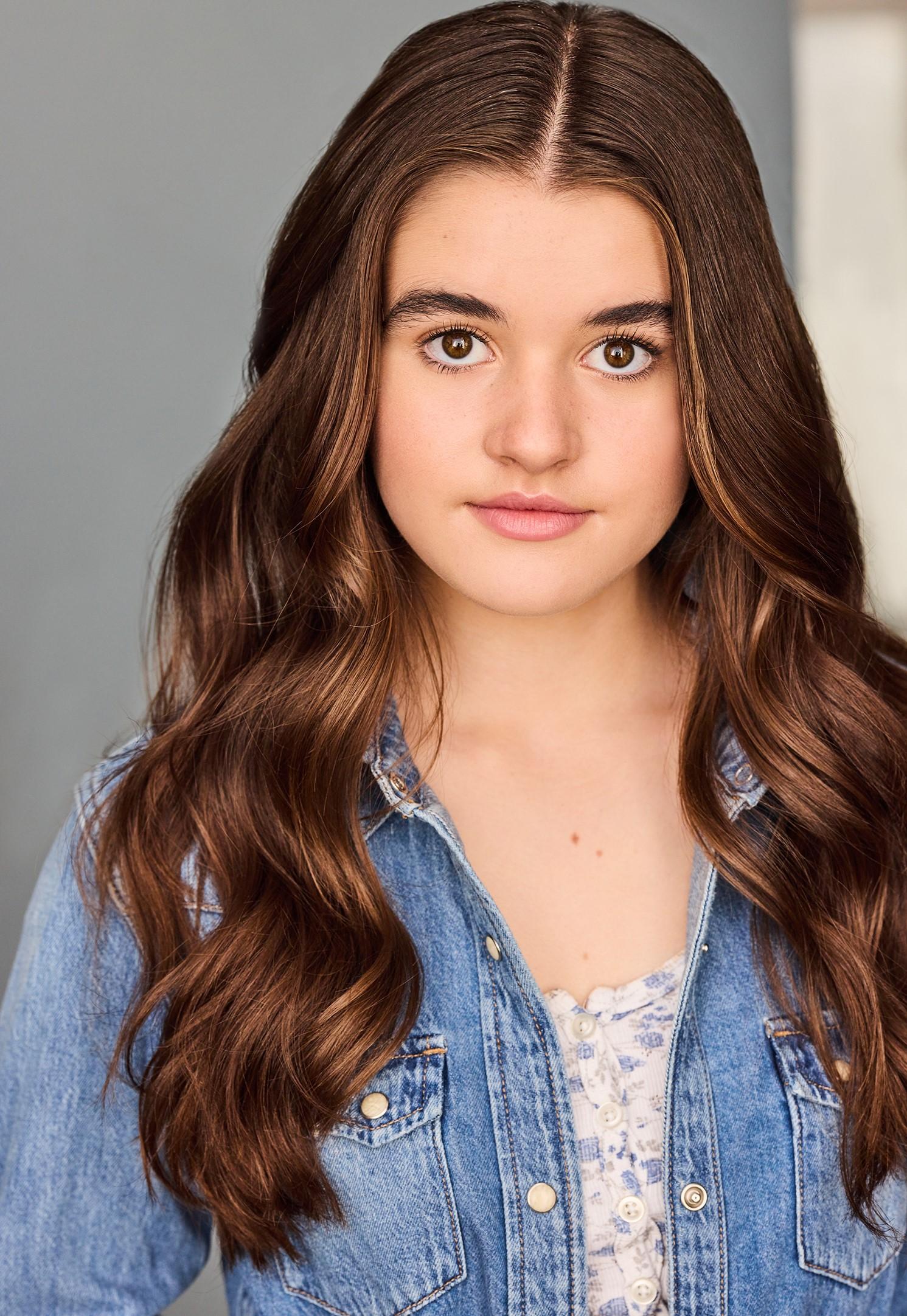 actor Juliet Rusche large photo