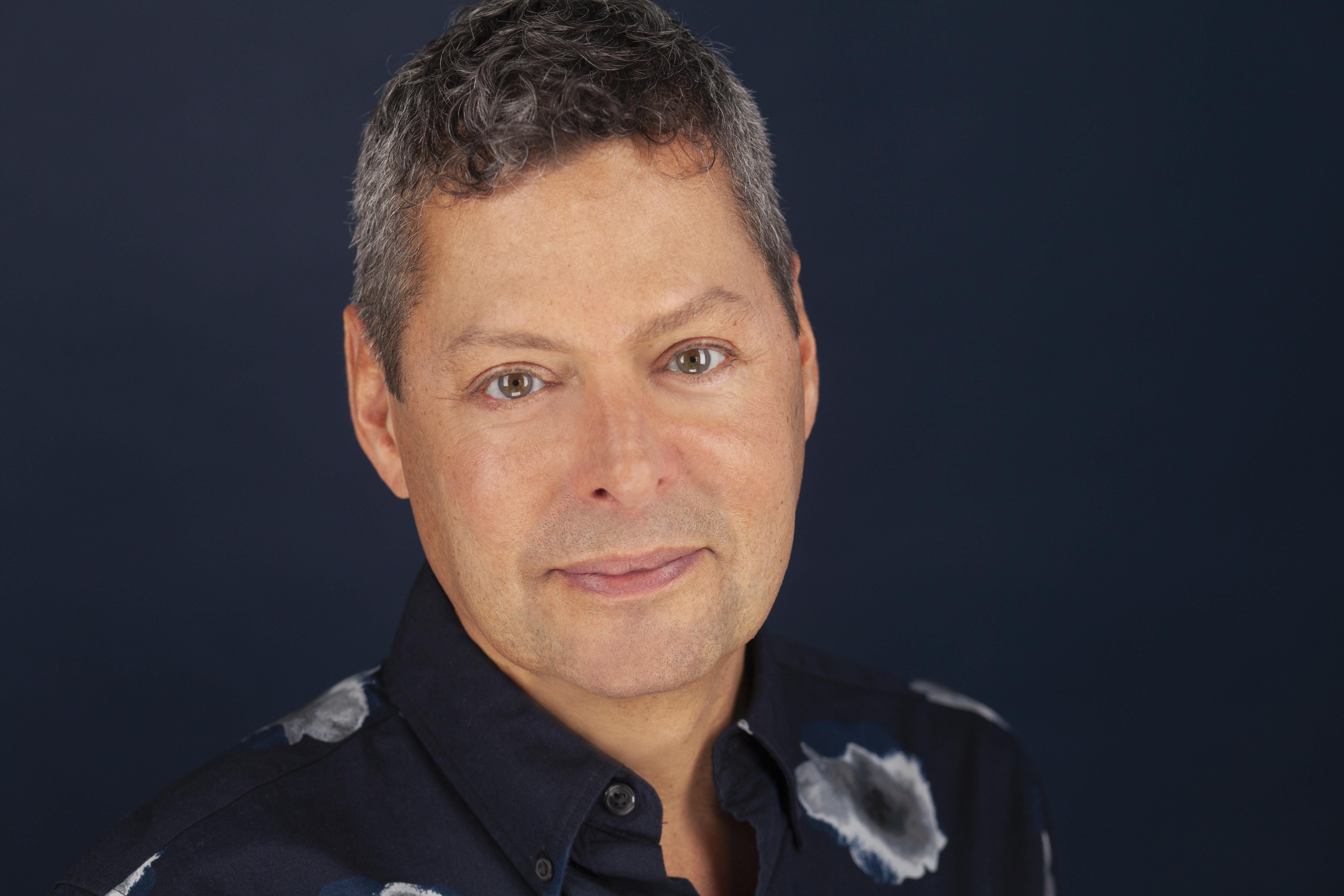 actor Moe Bertran large photo