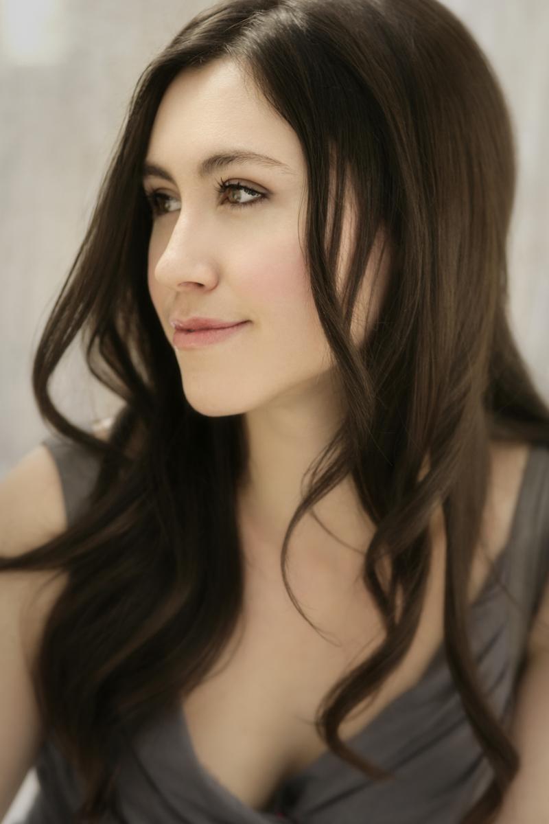 actor Valérie Descheneaux large photo