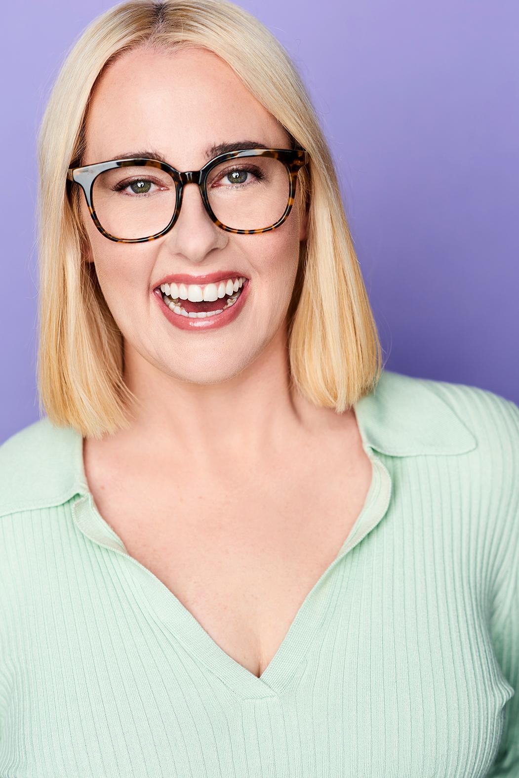 actor Chelsea Morgan large photo