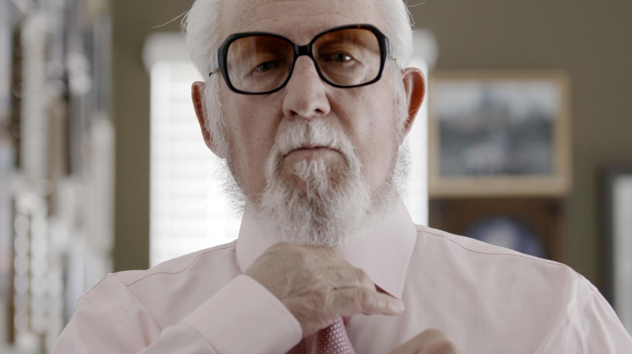 actor Gerald Foos large photo