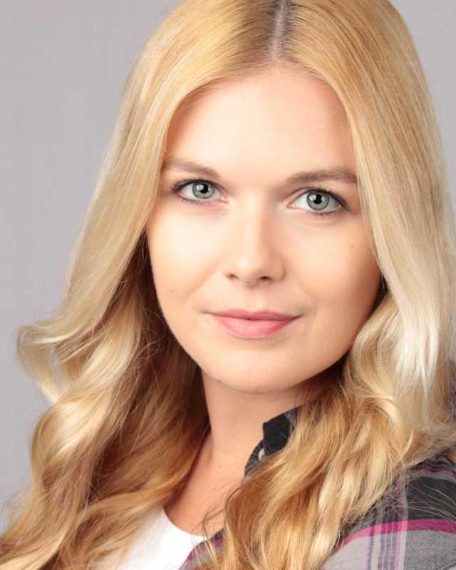 actor Ashling Doyle large photo