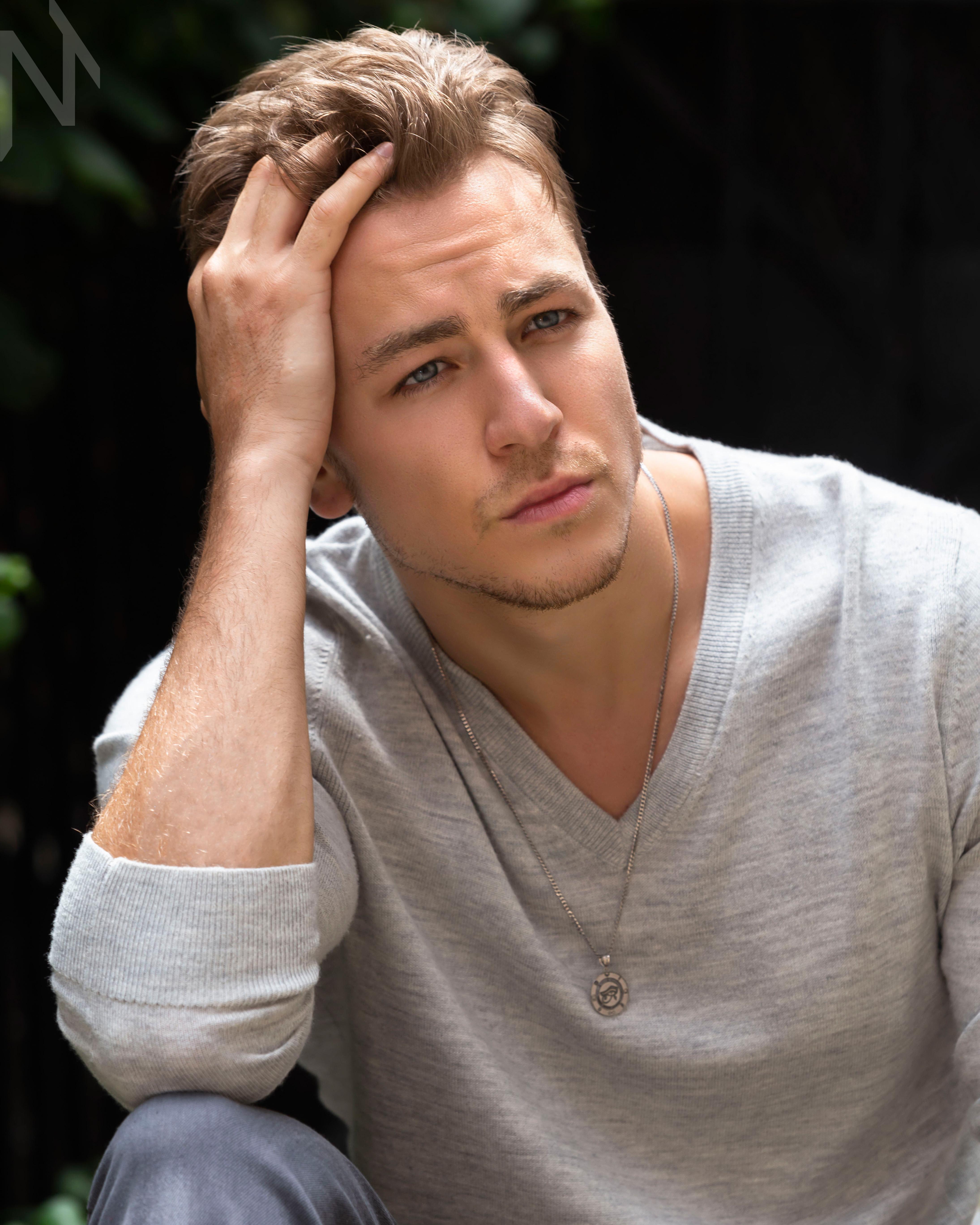 actor Forest Quaglia large photo