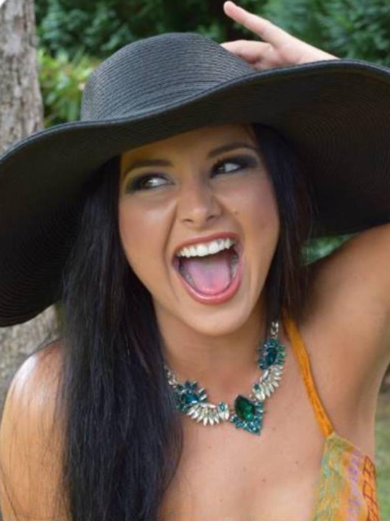 actor Cara Middleton large photo