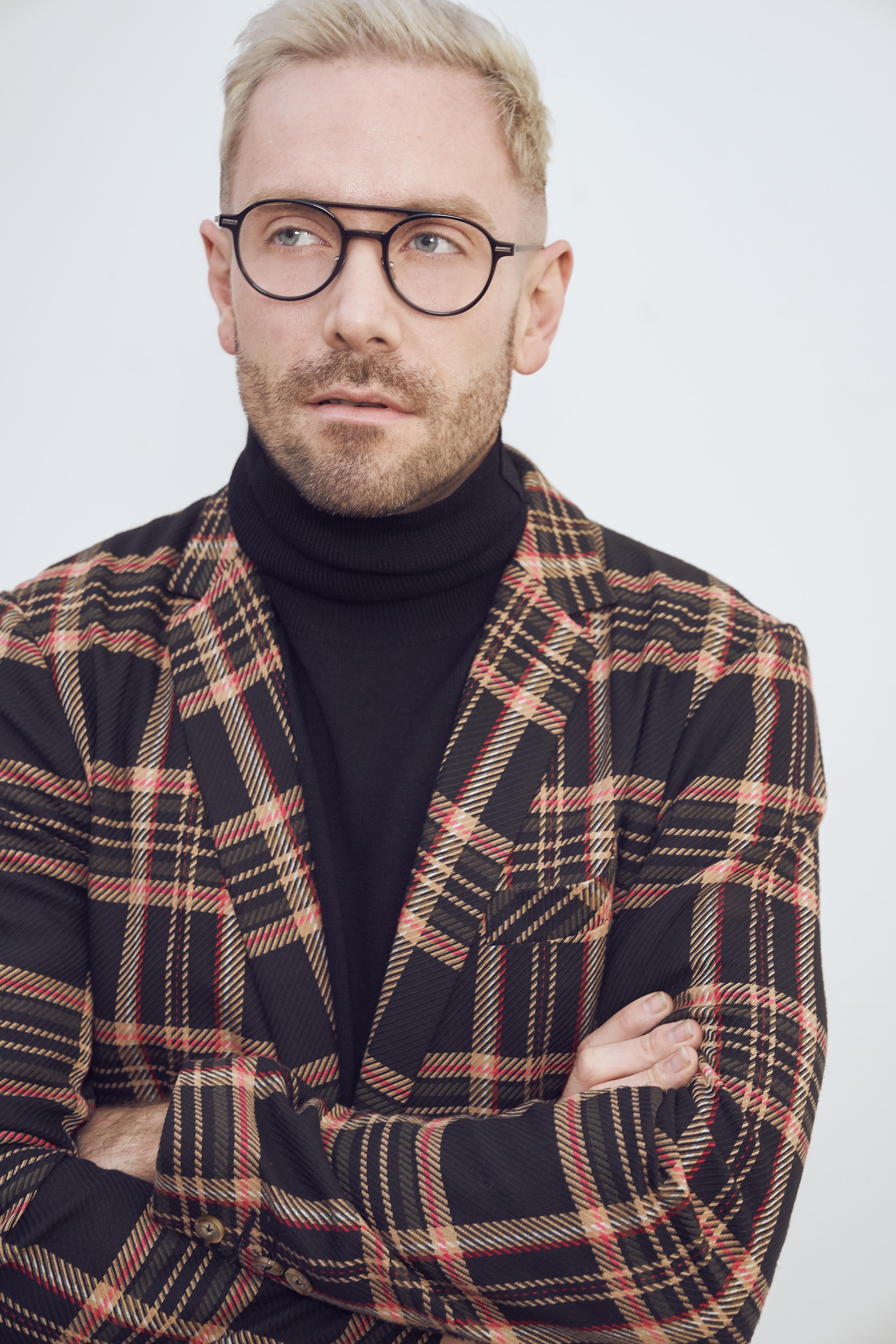 actor Kit Williamson large photo