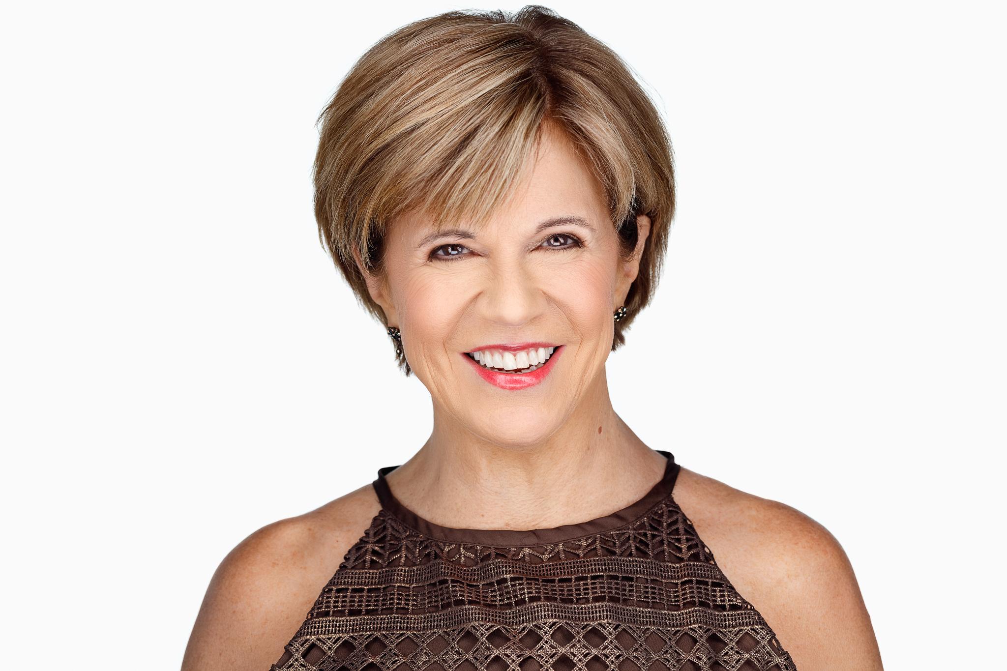 actor Maggie Roswell large photo