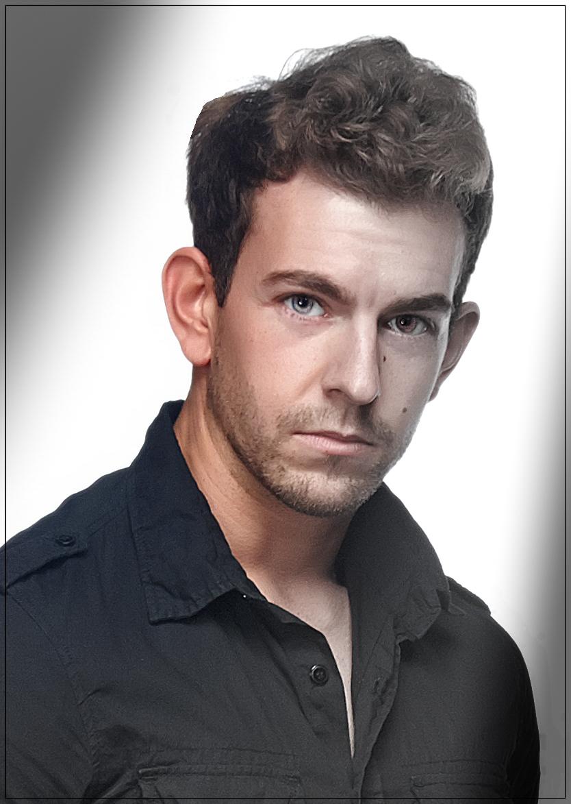 actor Anton Poriazov large photo