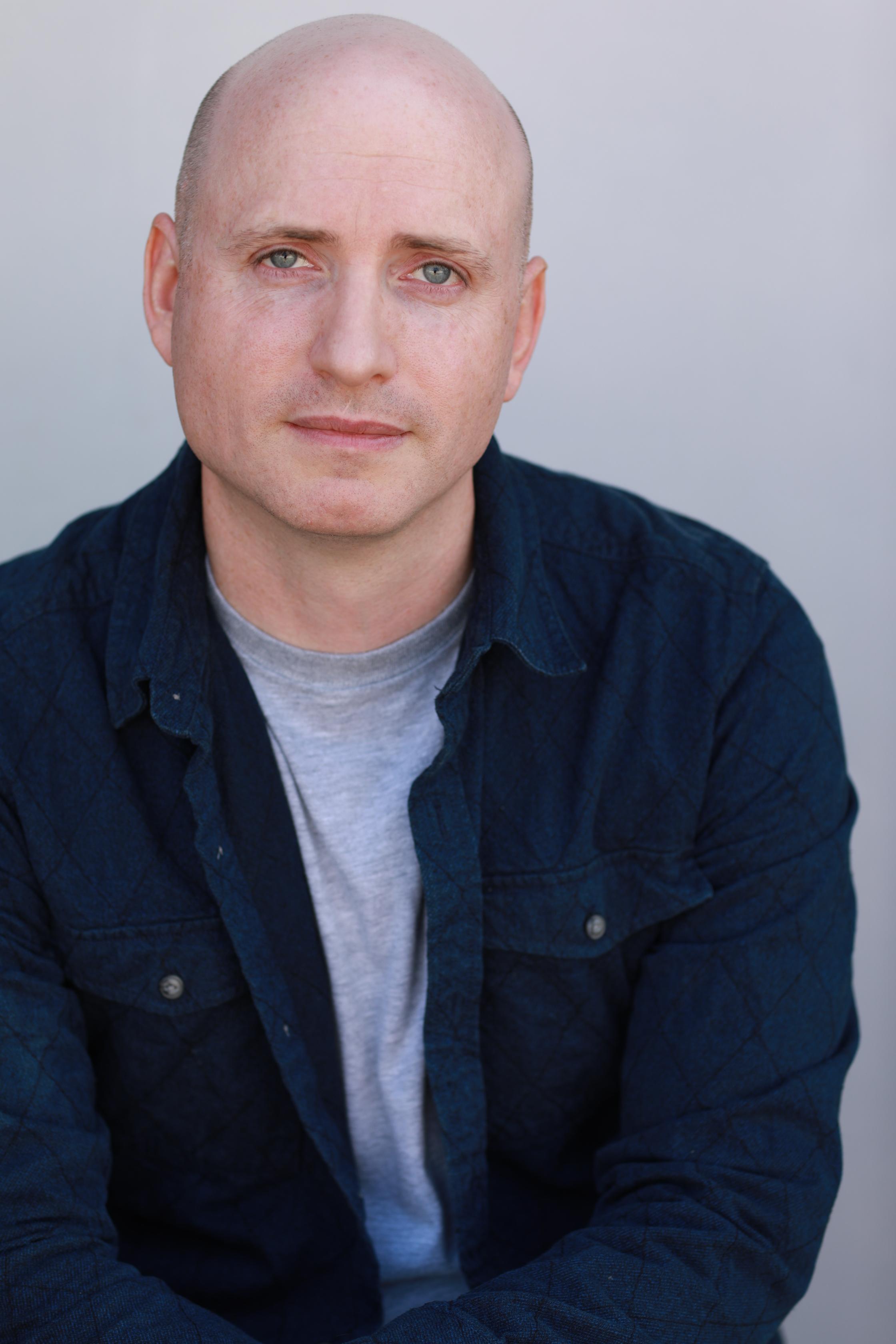 actor Aaron Bennett large photo