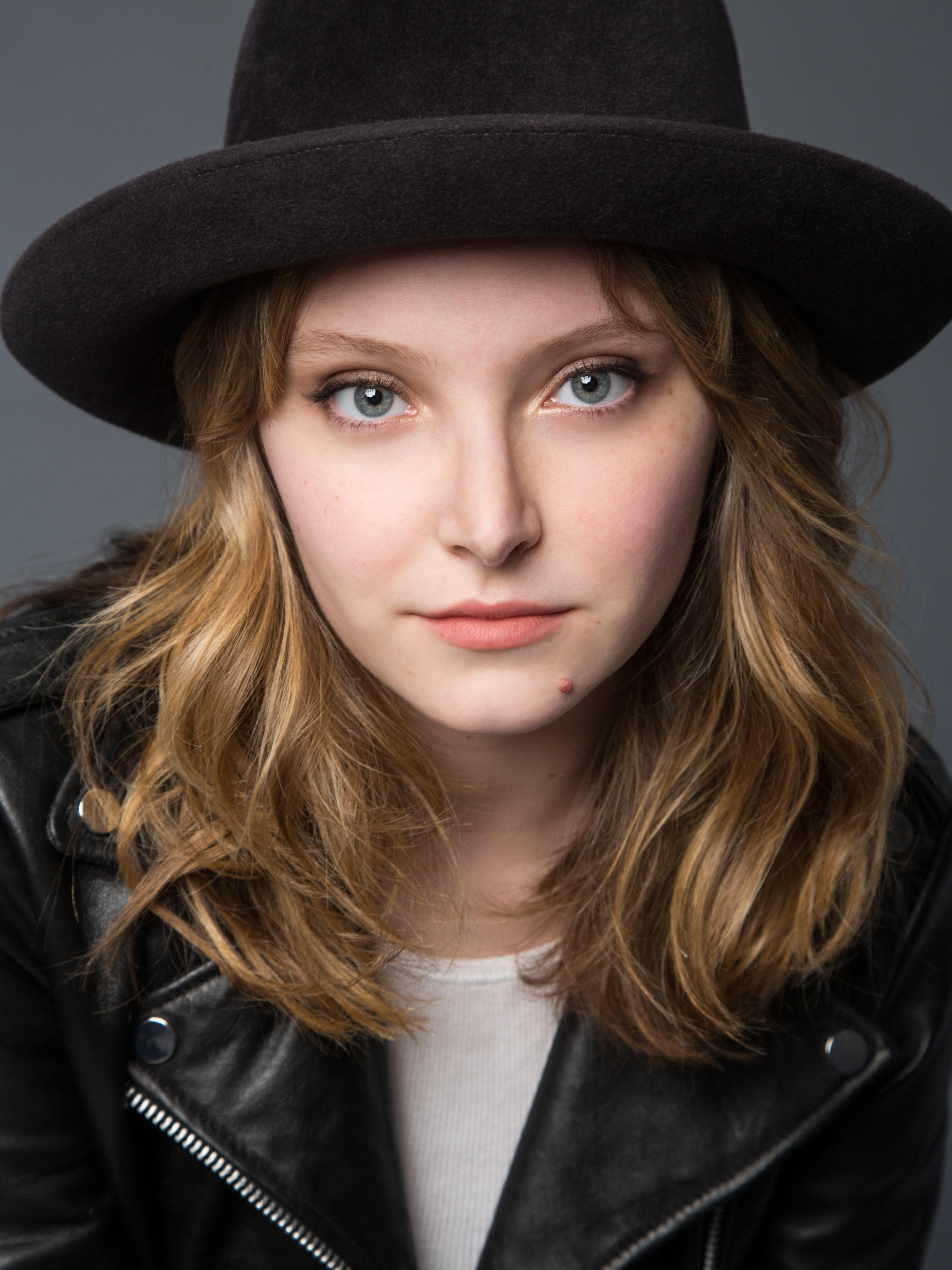 actor Gianna LePera large photo