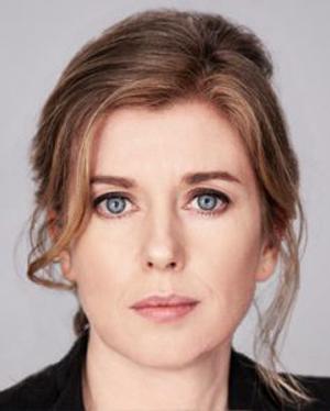 actor Lesley Conroy large photo