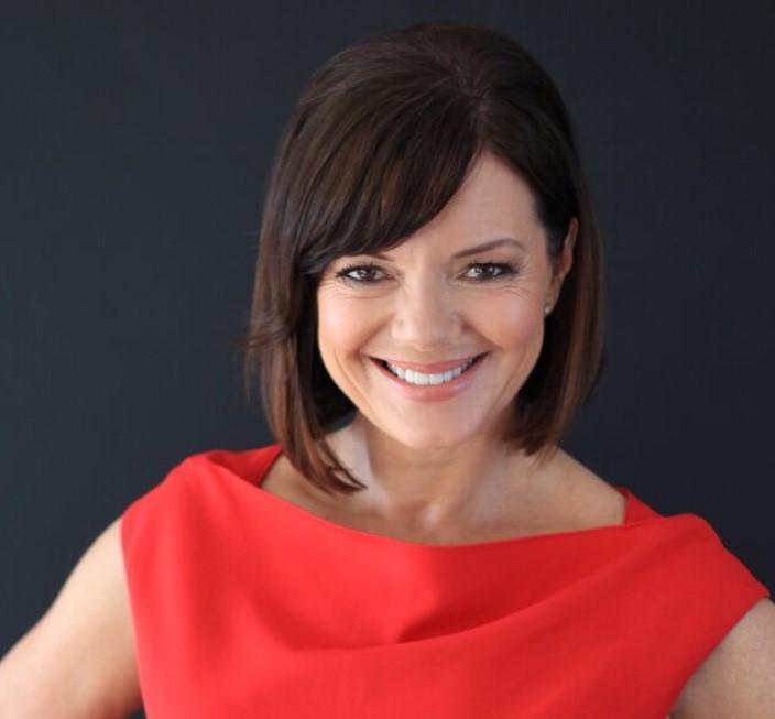 actor Julie Summers large photo