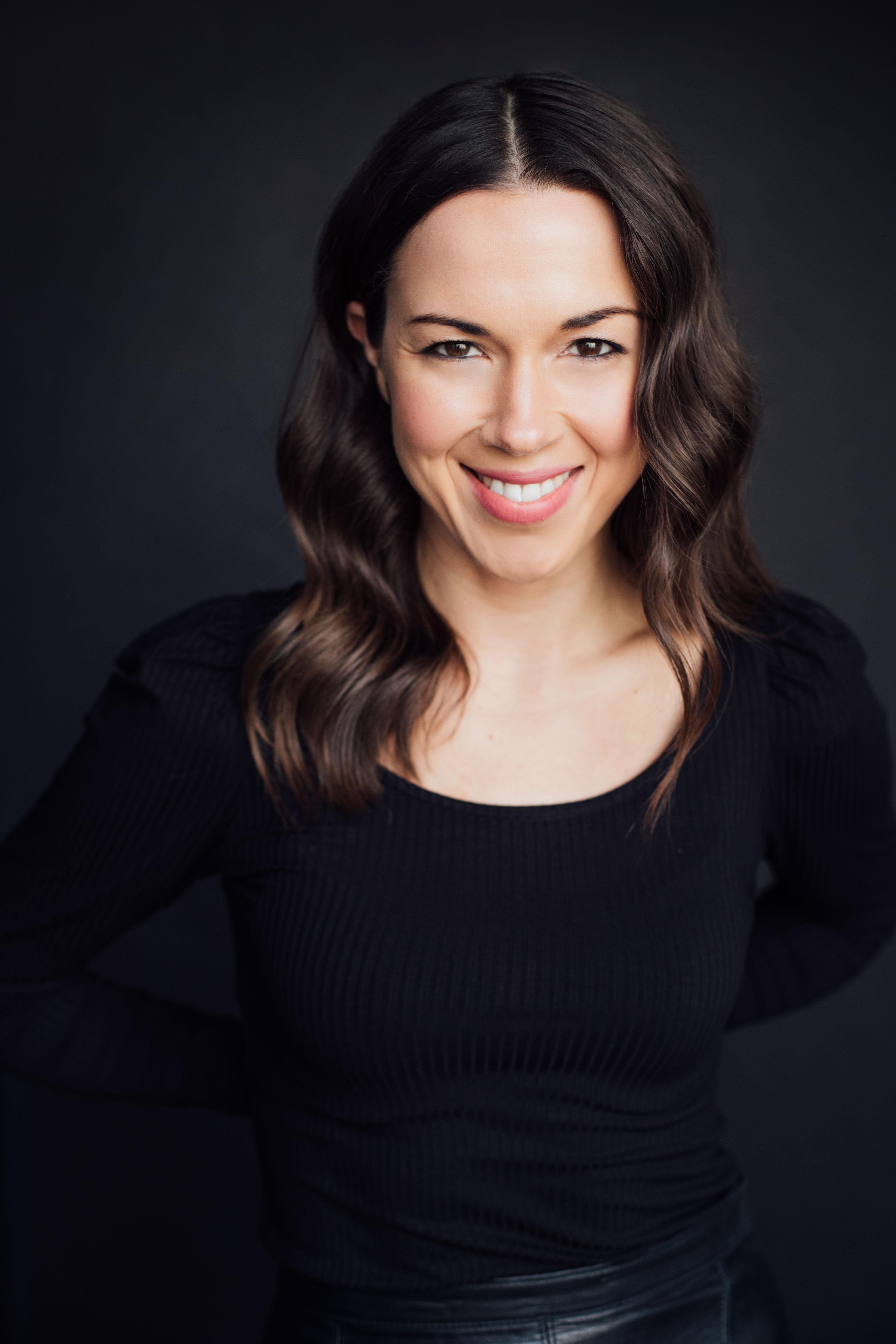 actor Jennifer De Lucia large photo