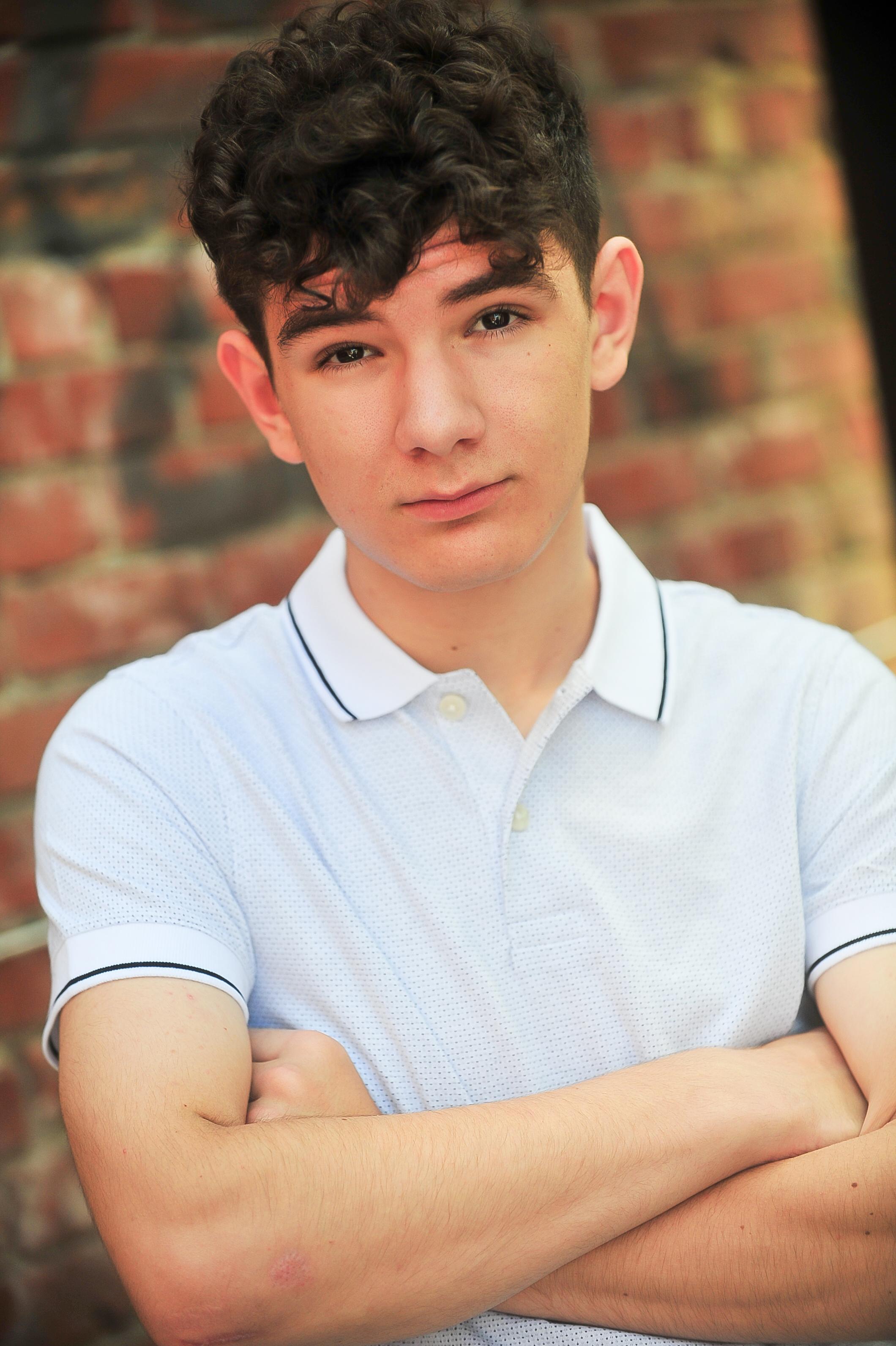 actor Owen Winkler large photo