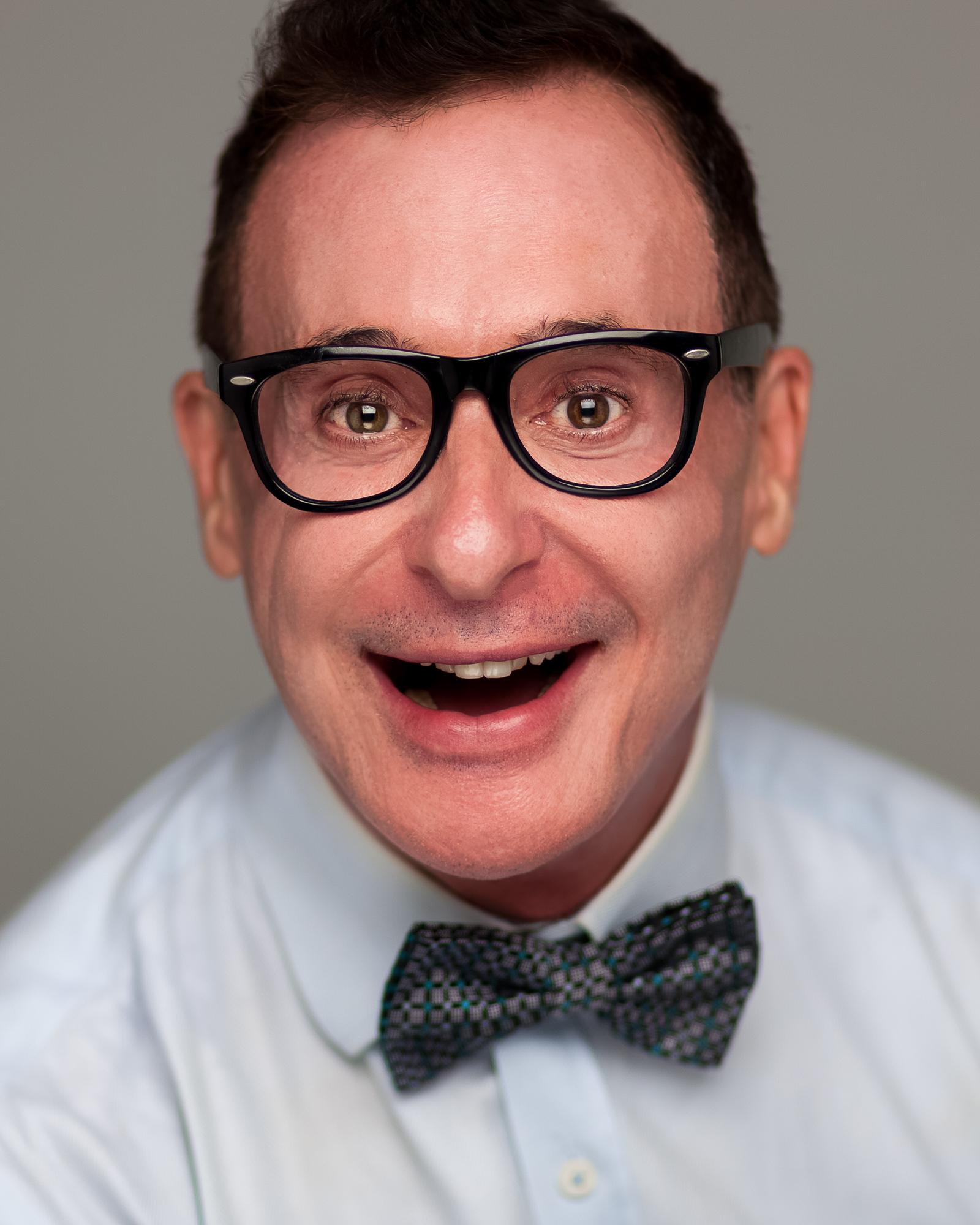 actor Thomas Connelly large photo