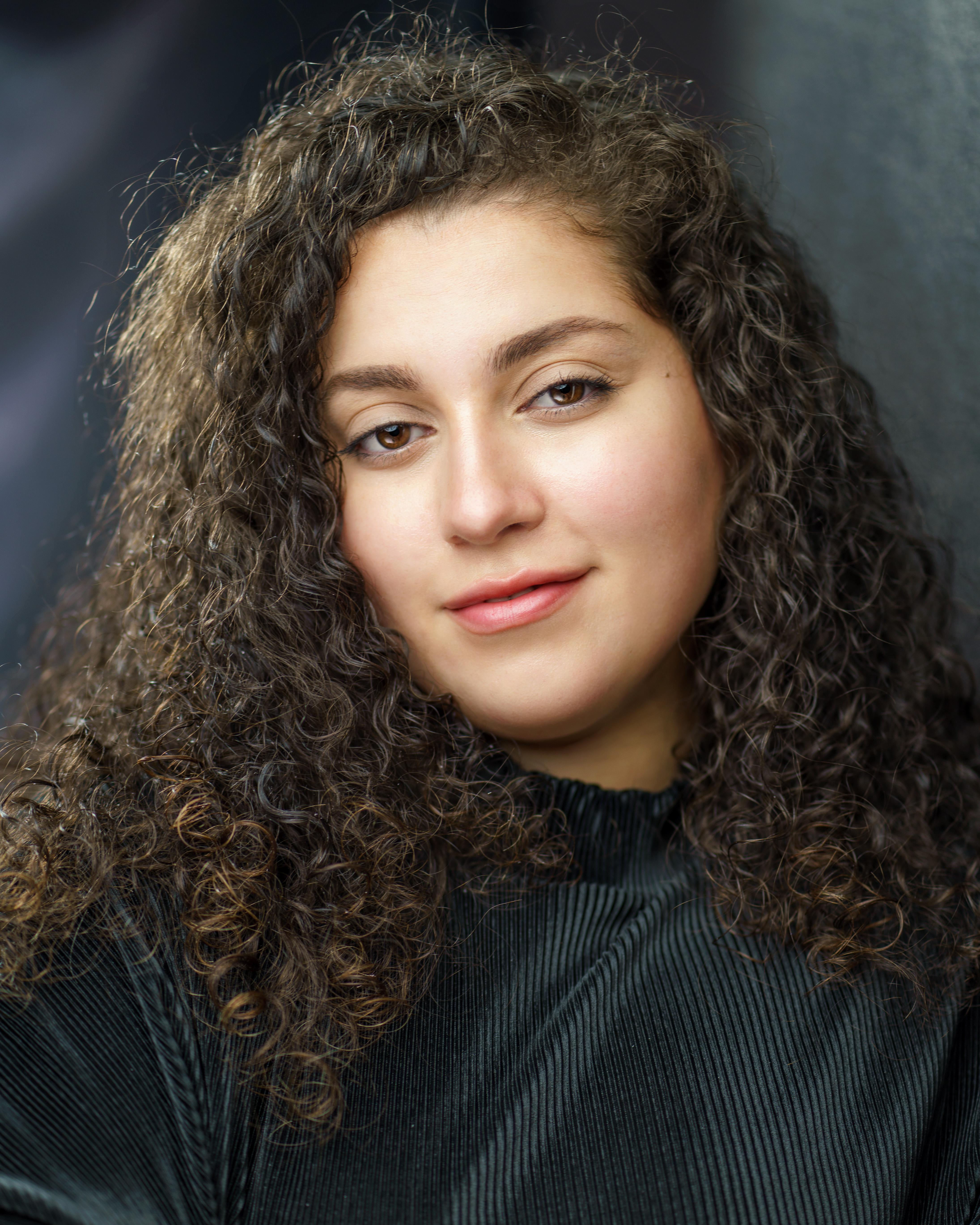 actor Nadeen Alfarisi large photo