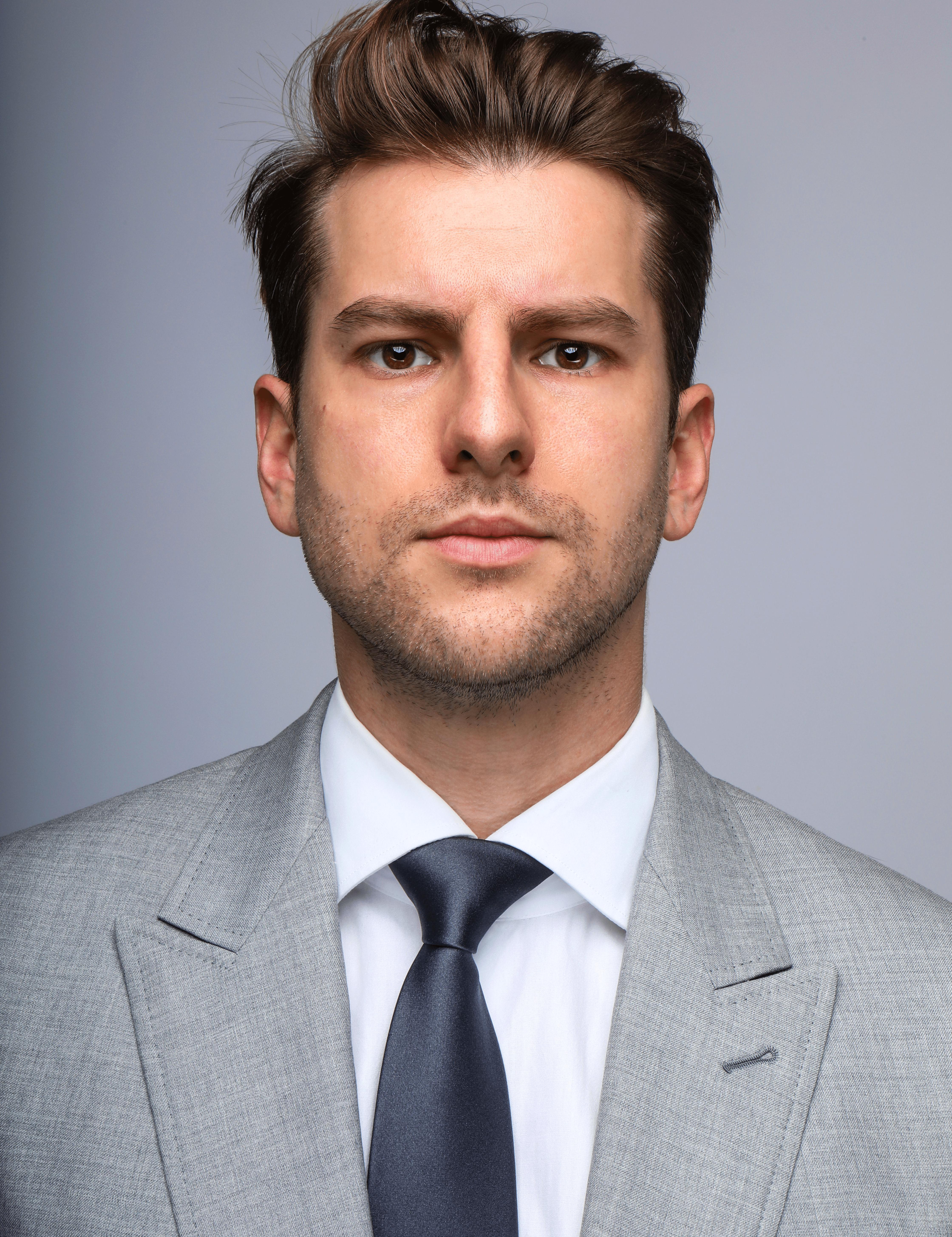 actor Austin Chunn large photo