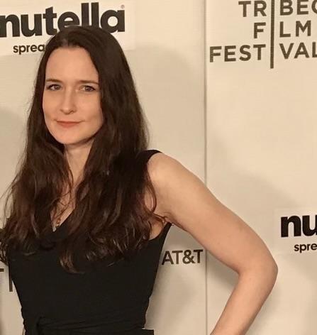 actor Laura Maccabee large photo