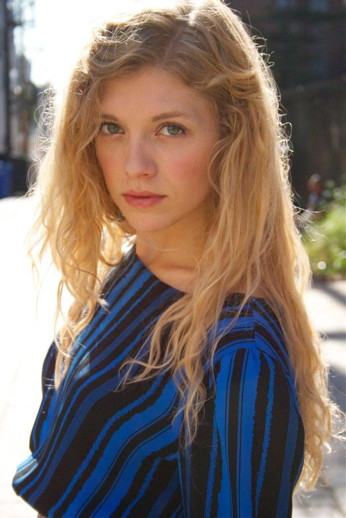 actor Lindsay LaVanchy large photo