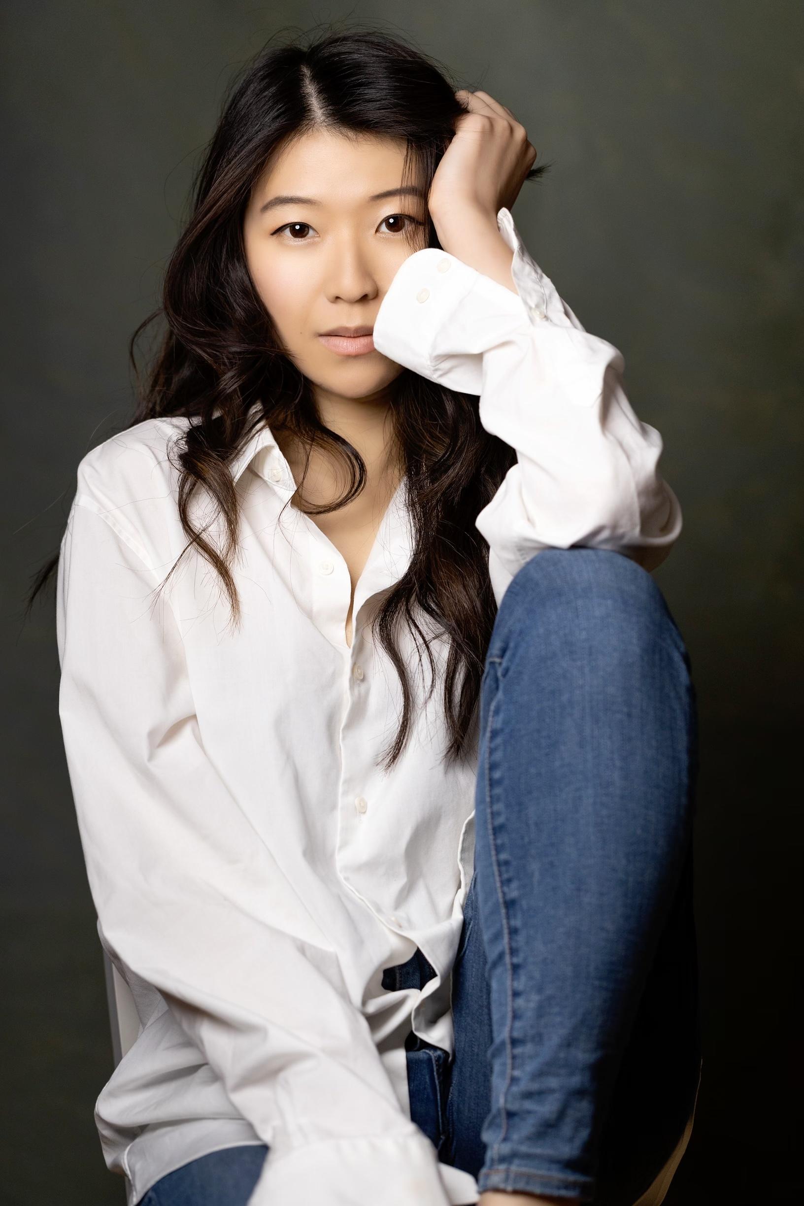 actor Grace Chim large photo