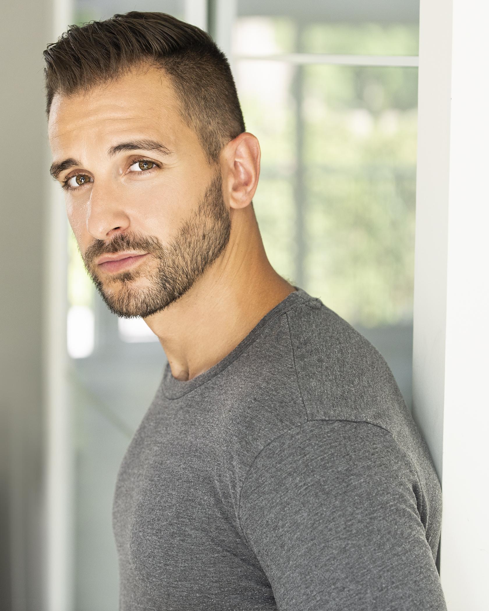 actor Michael Morrone large photo