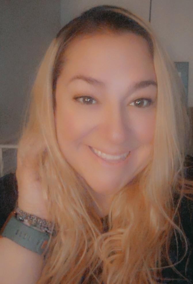 actor Melinda Rodriguez large photo