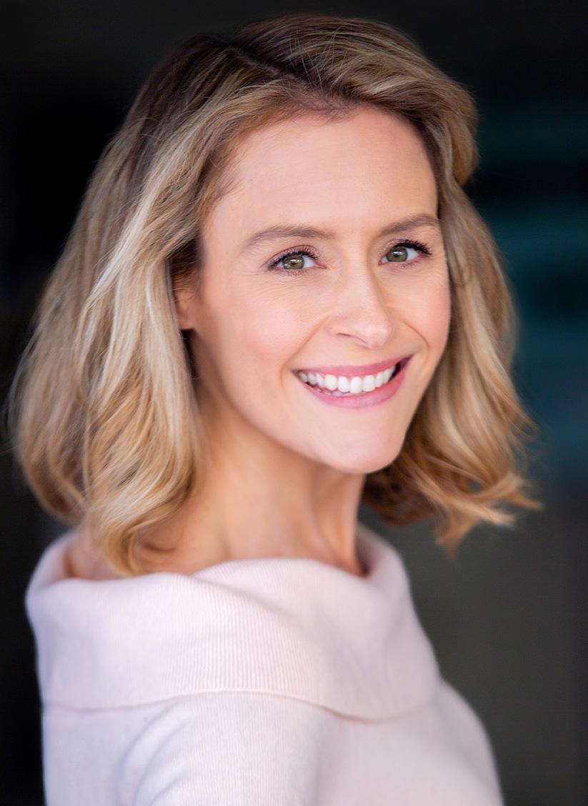 actor Lucy Rayner large photo