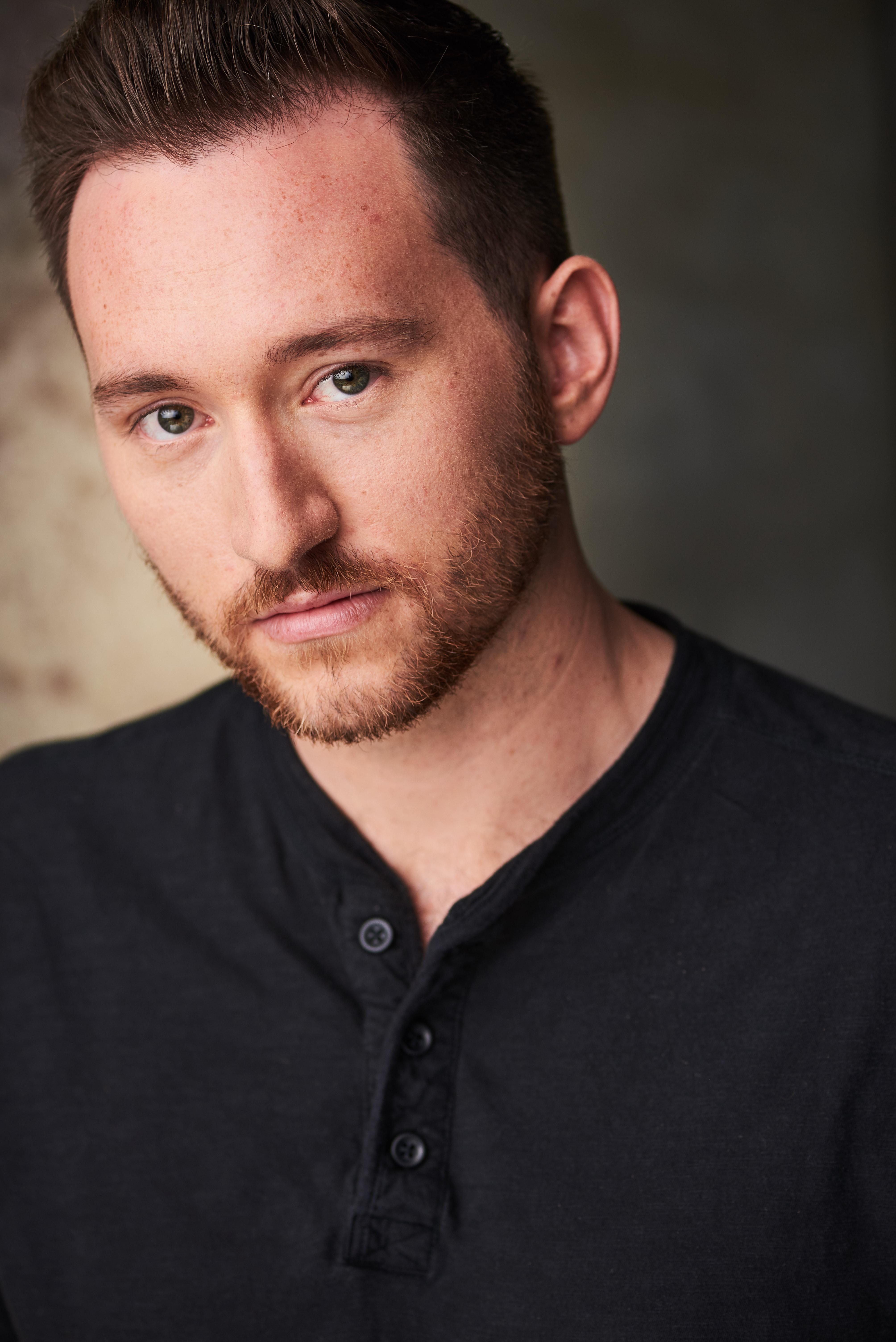 actor Tyler Beardsley large photo