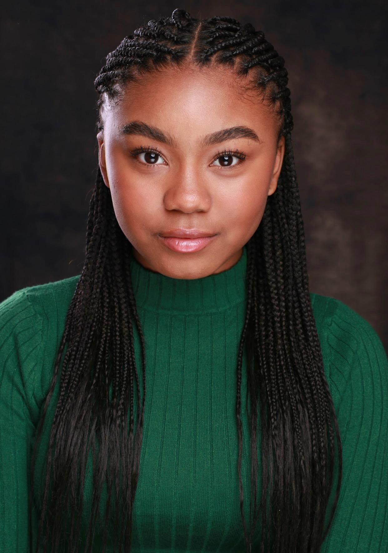 actor Sydney Thomas large photo