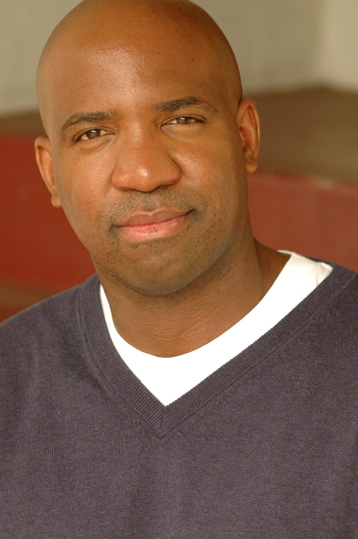 actor Jonathan Dixon large photo