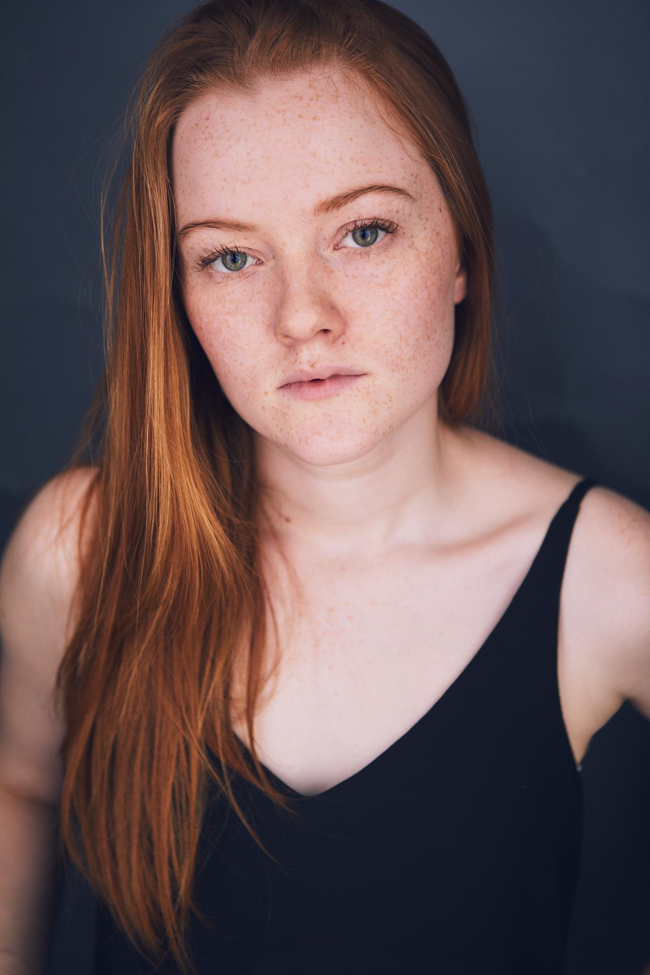 actor Matilda Davidson large photo