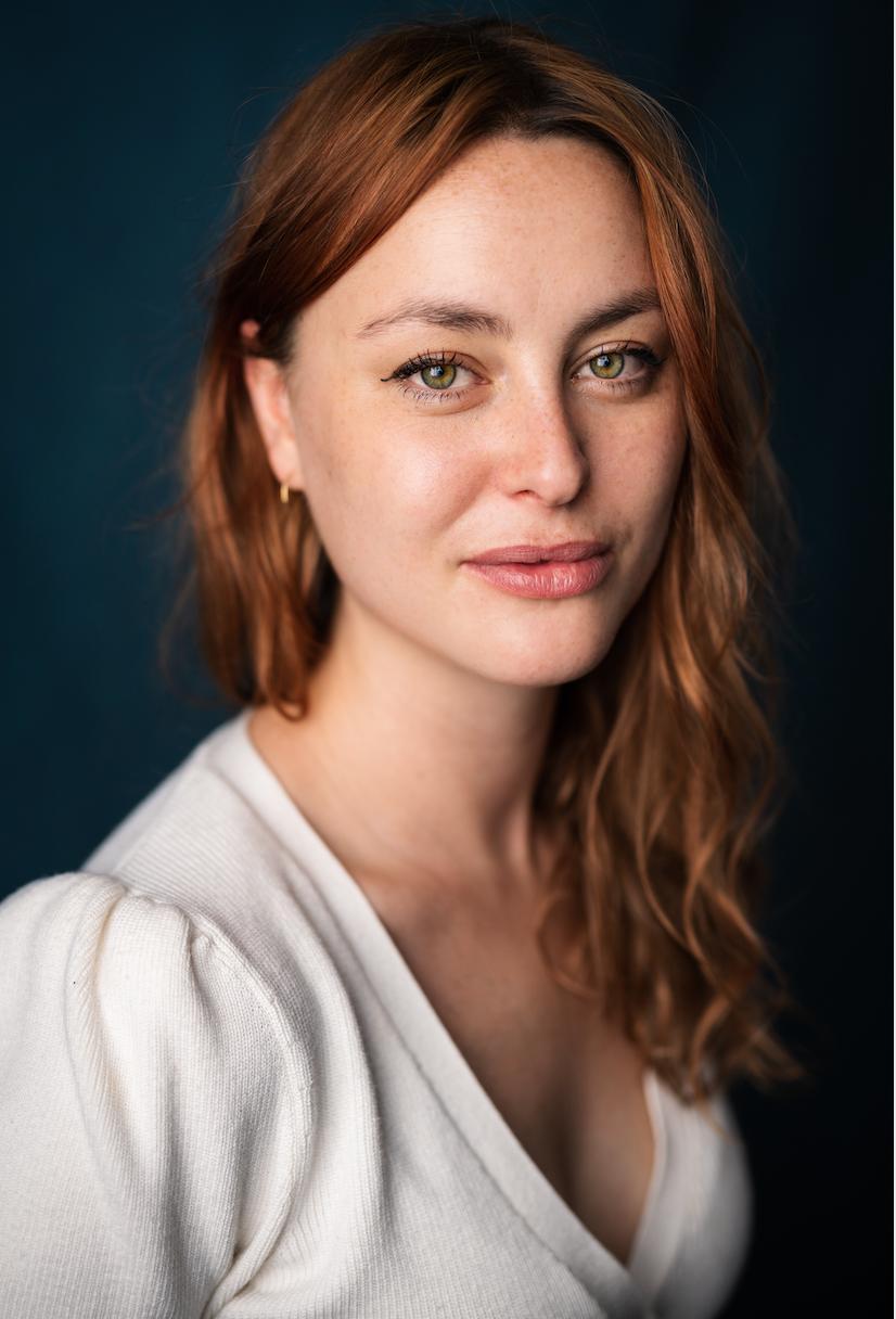 actor Marina Bye large photo