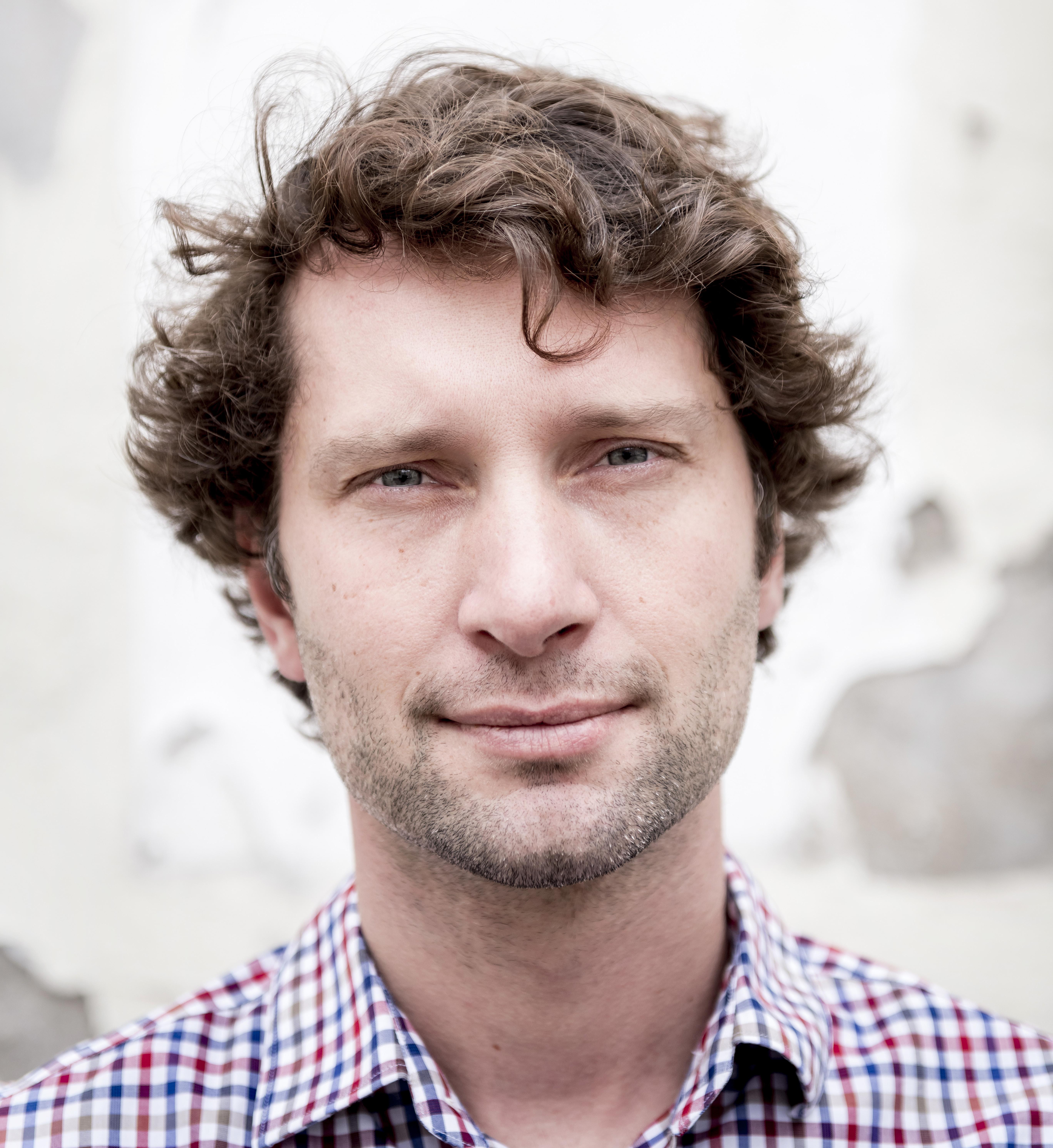 actor Michal Kosinski large photo