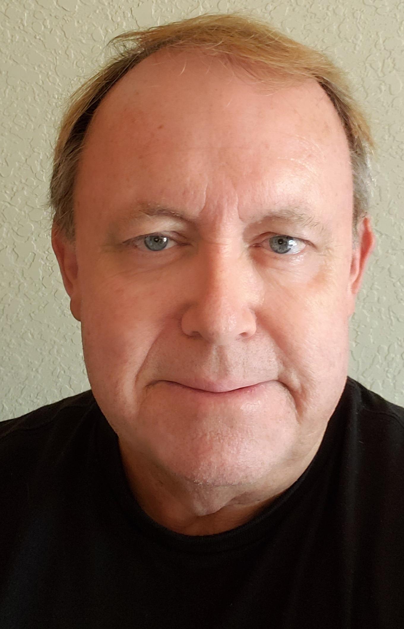 actor Doug Boethin large photo