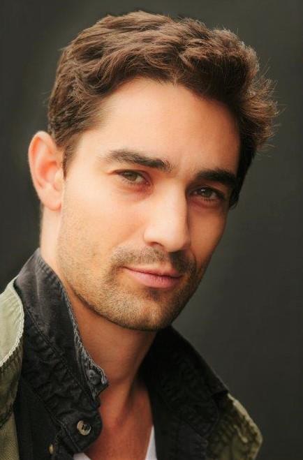 actor Cyrus Aazam large photo