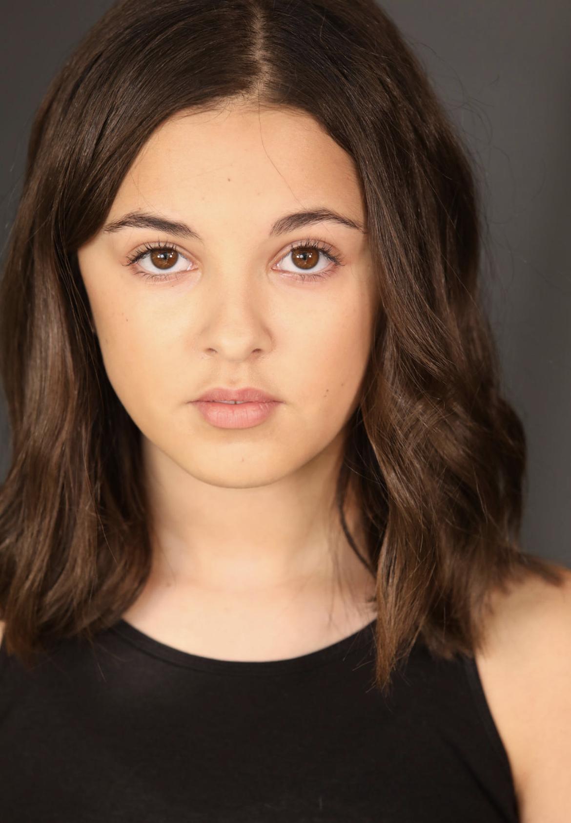 actor Jyllina Skye large photo