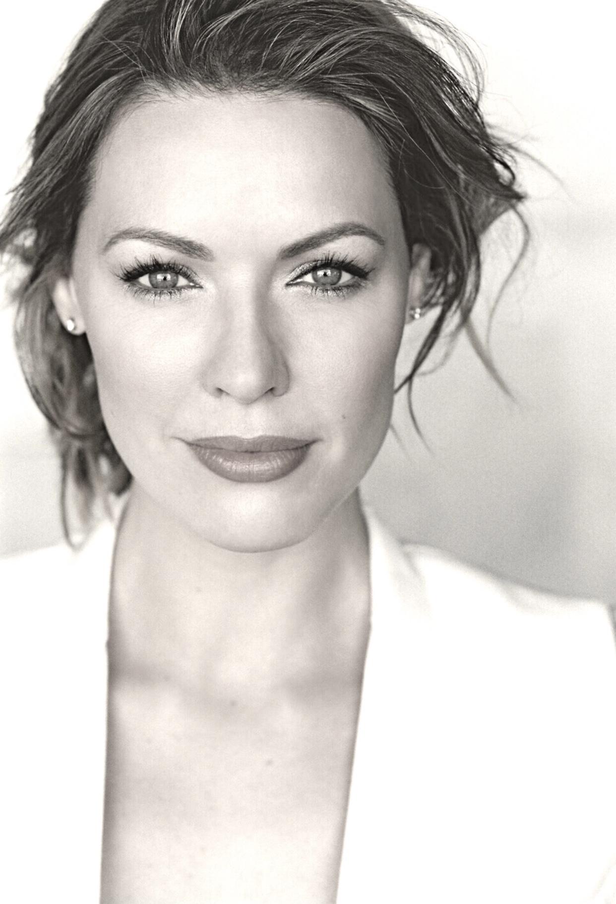 actor Louise Griffiths large photo