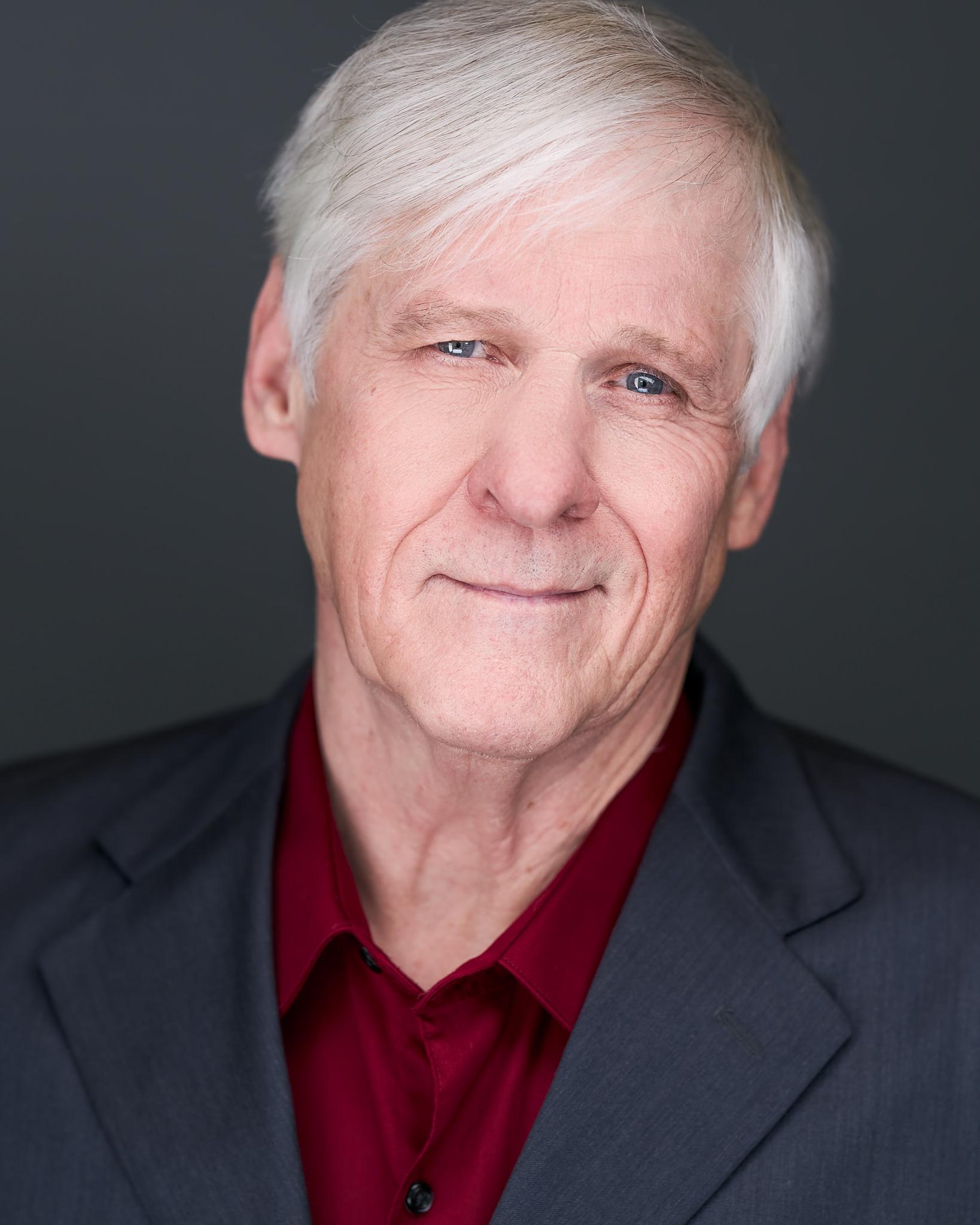 actor Michael R Mcguire large photo