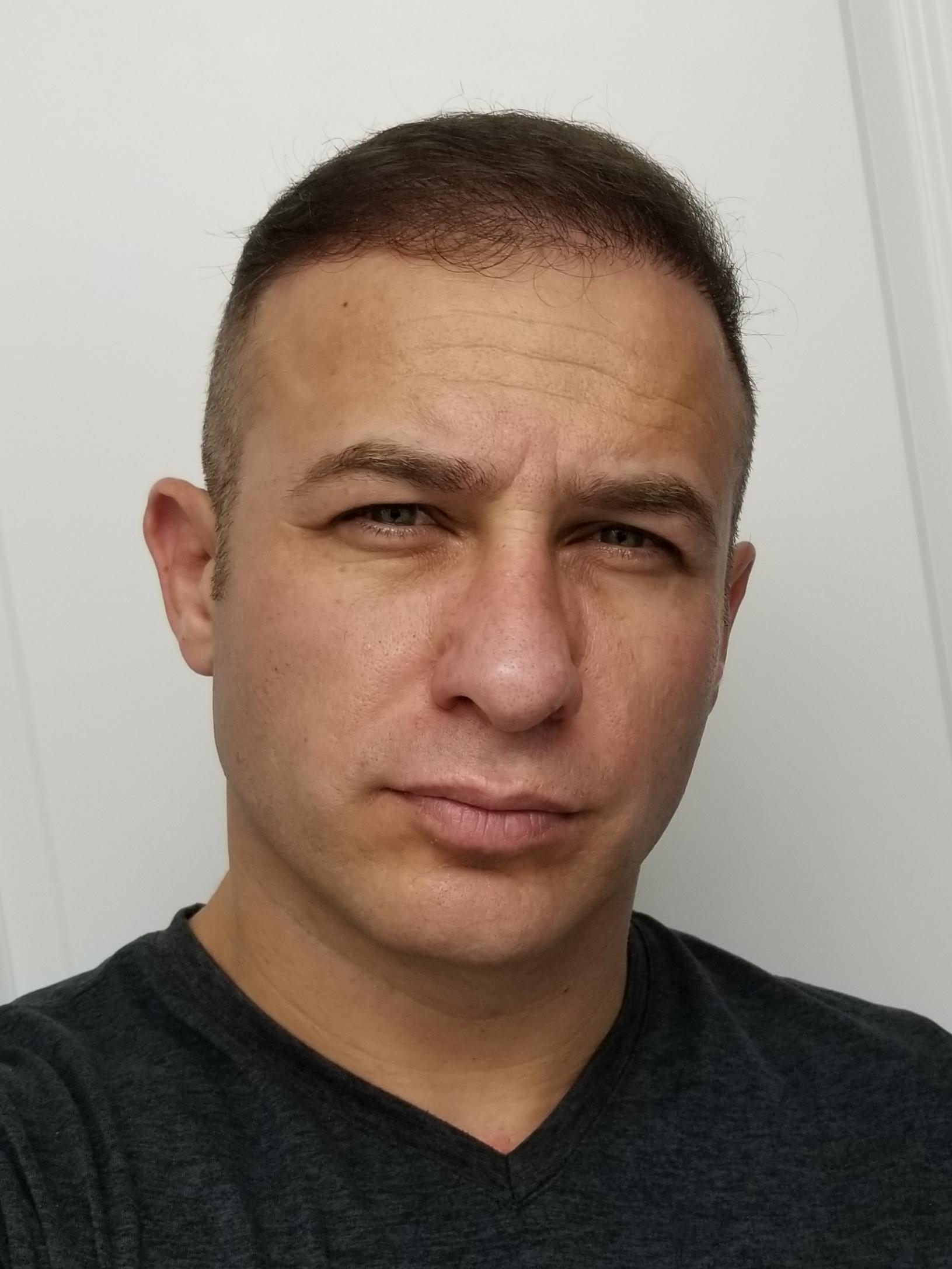 actor Kamil Julfa large photo