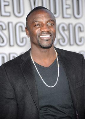 actor Akon large photo