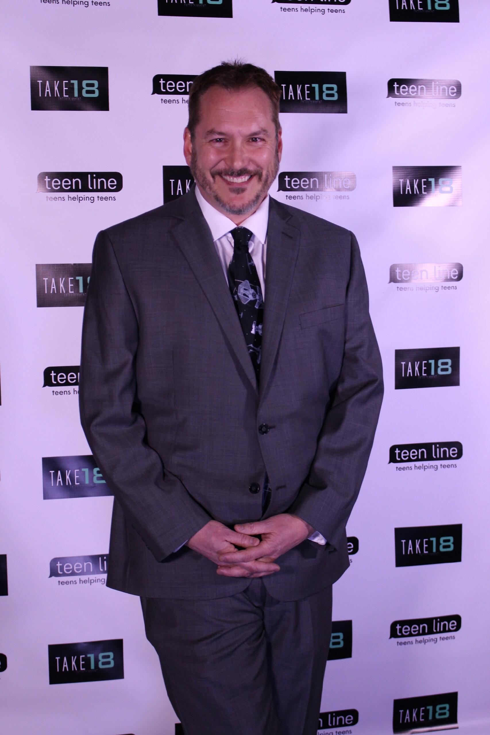 actor Ken Thrift large photo