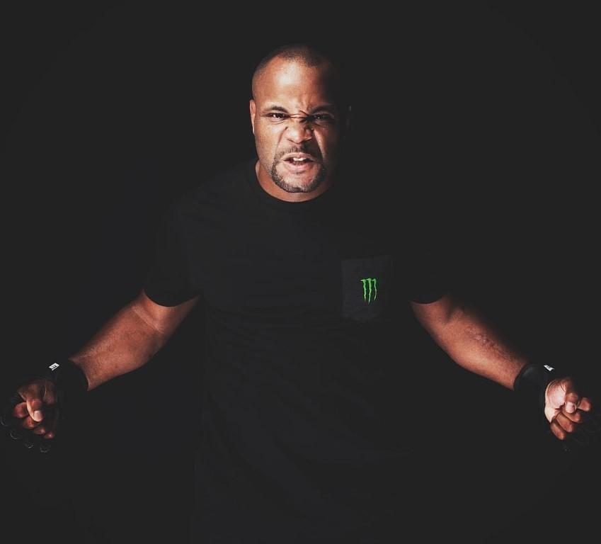 actor Daniel Cormier large photo