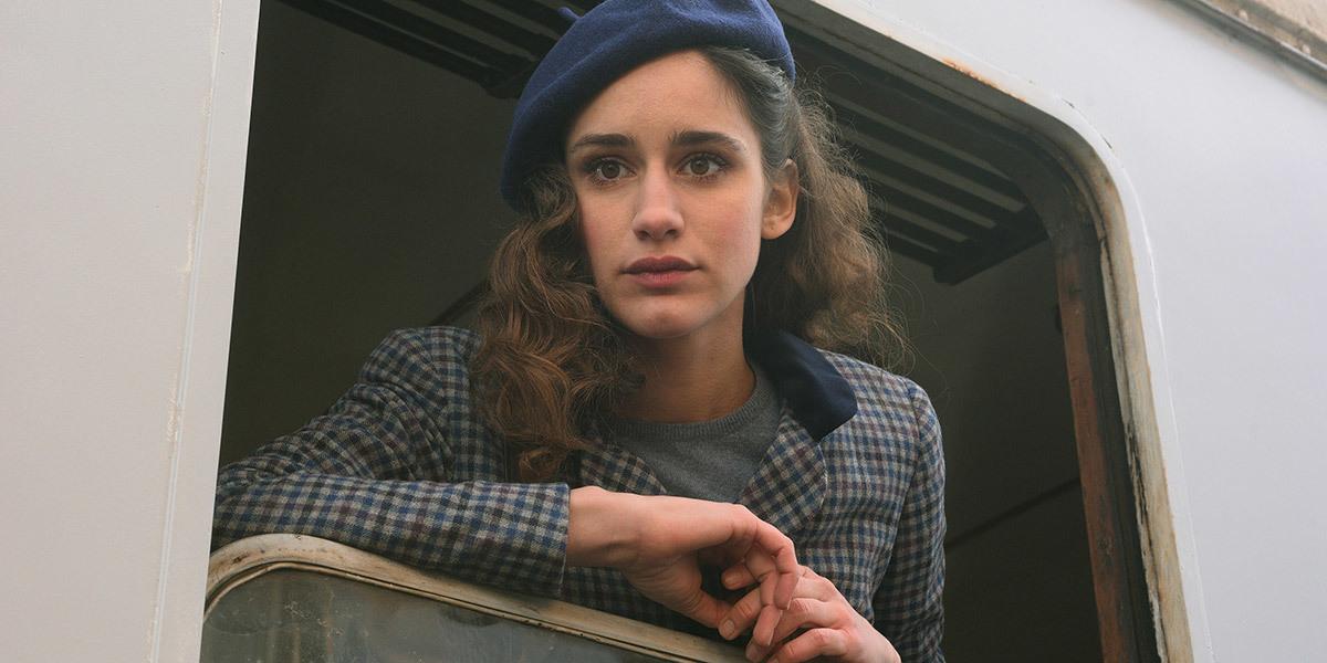 actor Valentina Bellè large photo