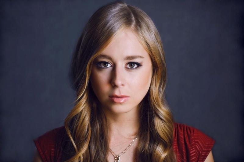 actor Victoria Sokolova large photo