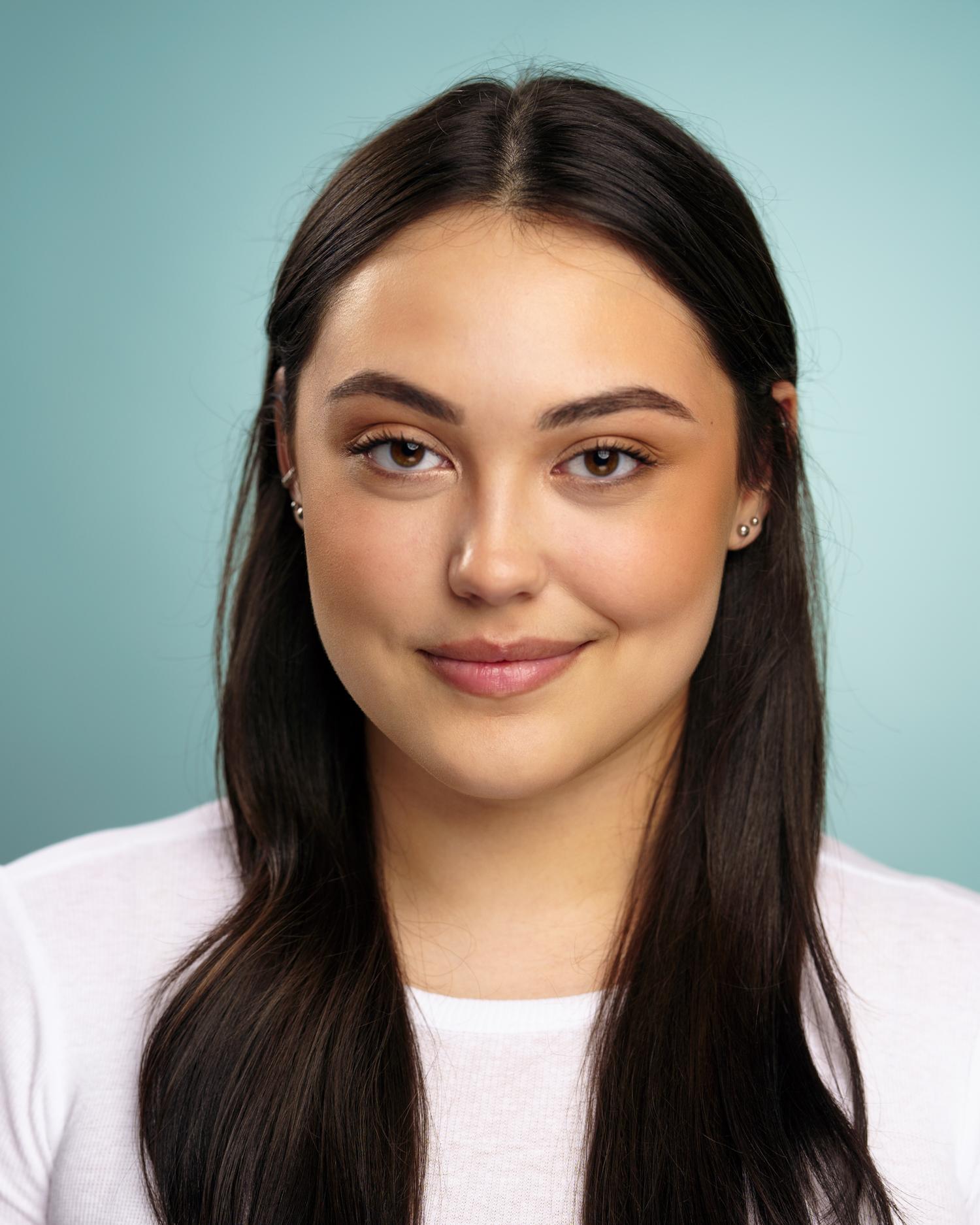 actor Olivia Kate Iatridis large photo