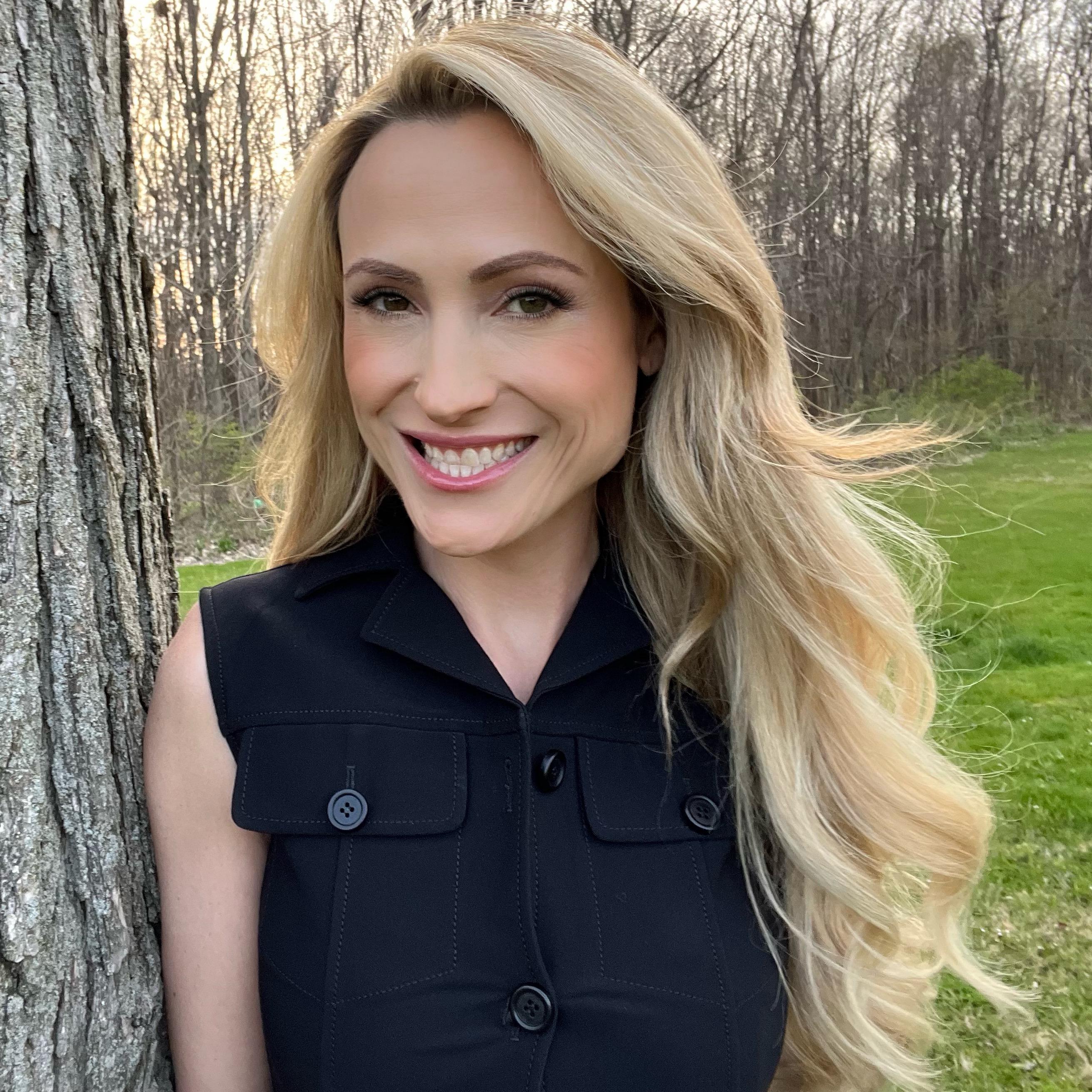 actor Kylie Edison large photo