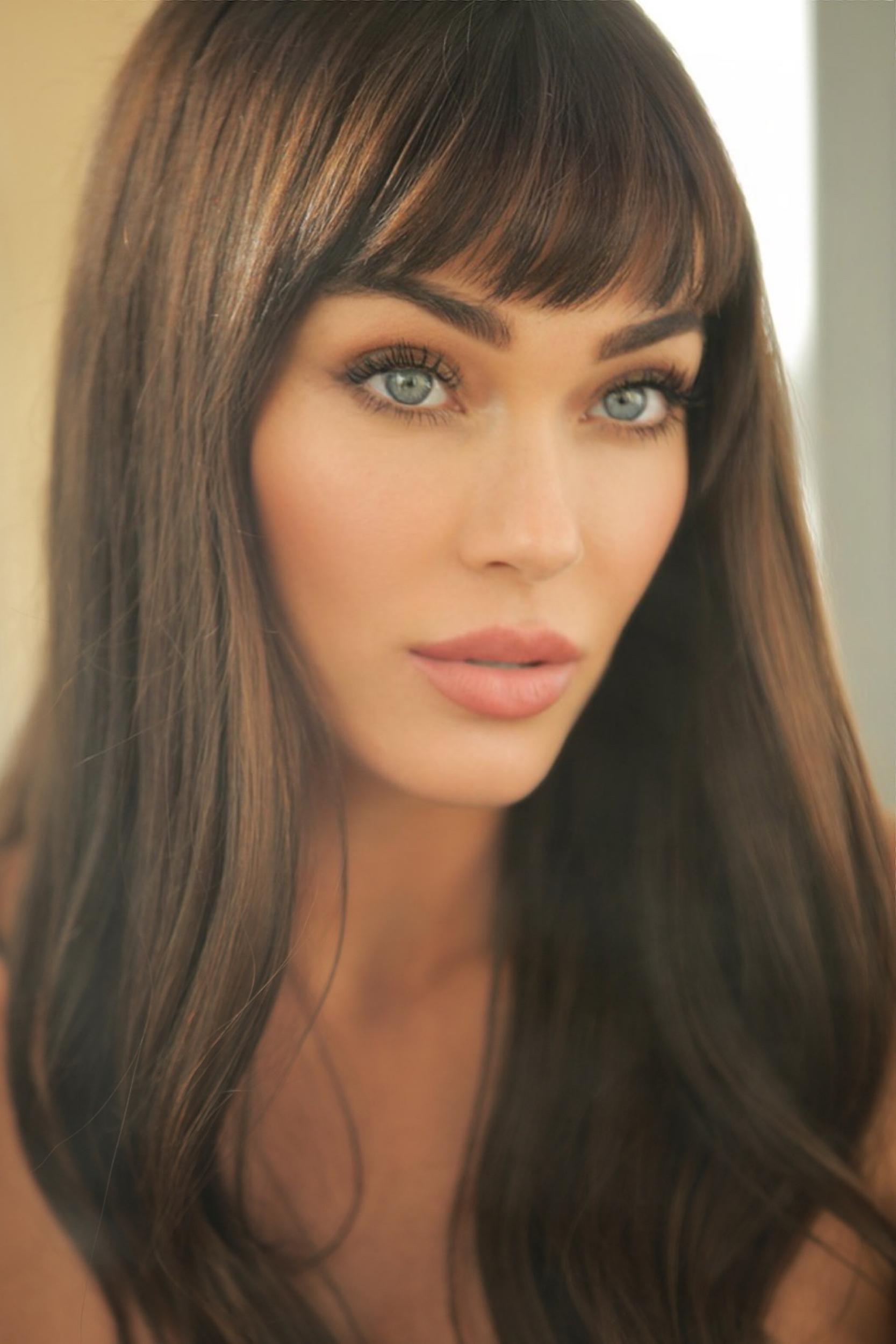 actor Jasmine Waltz large photo