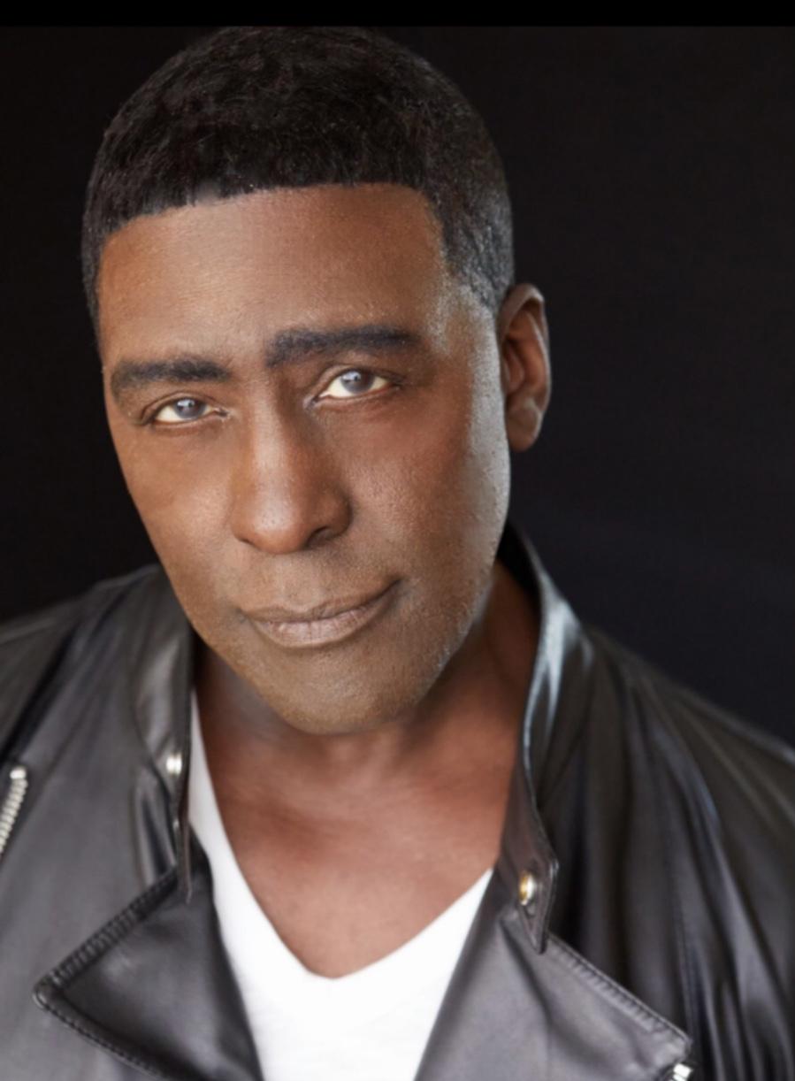 actor Idrees Degas large photo