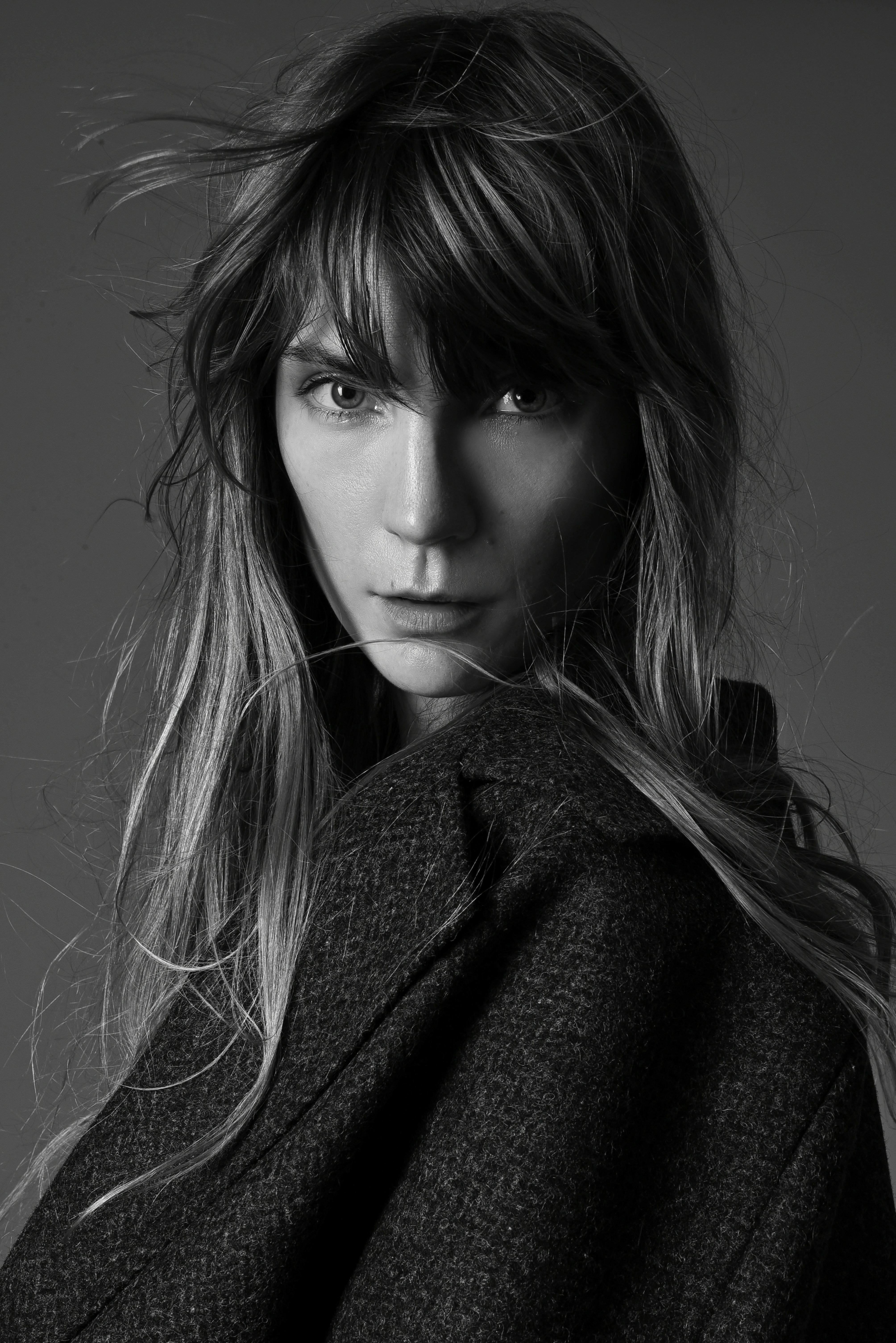 actor Laura Sampson Hemingway large photo