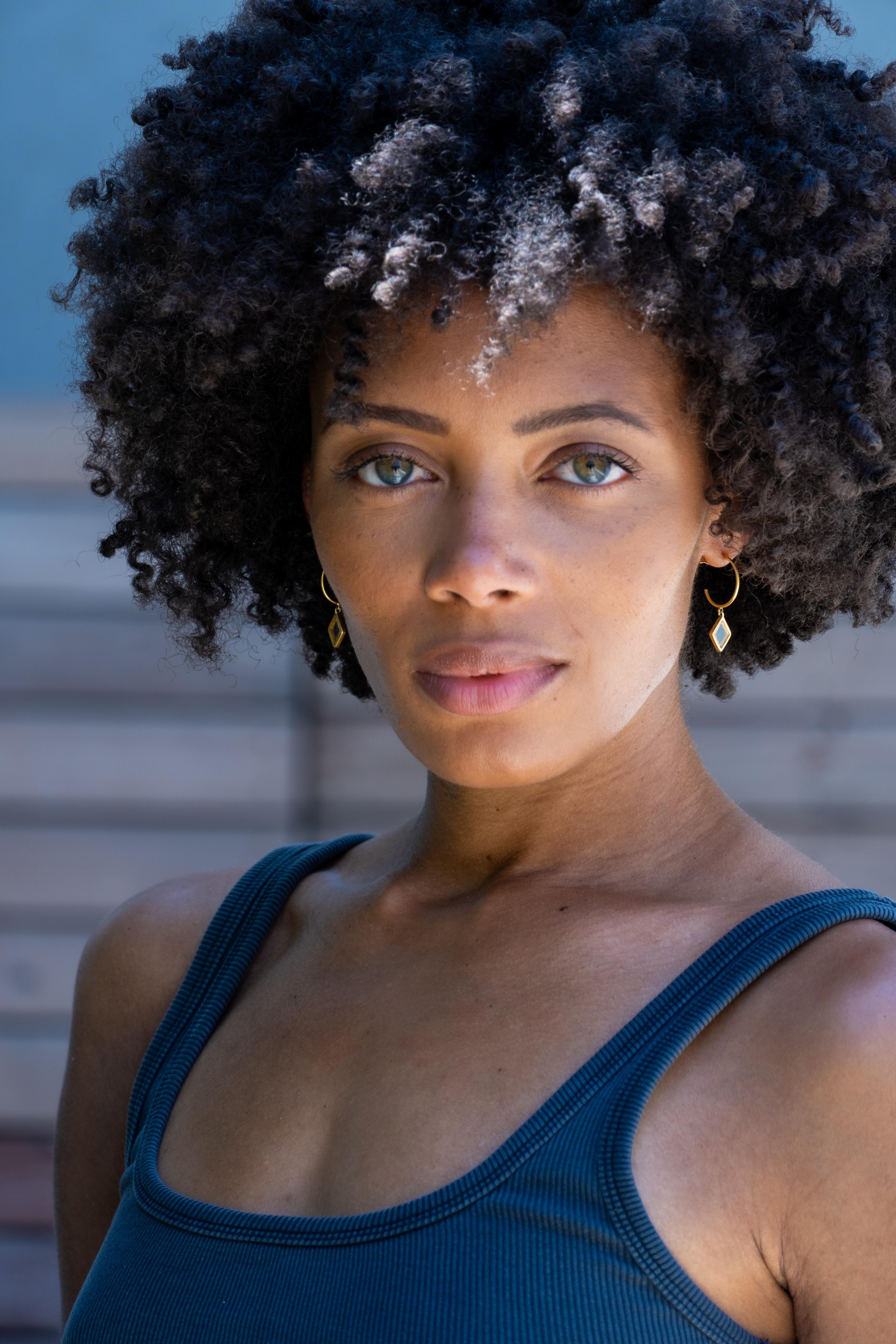 actor Paris Dunbar large photo