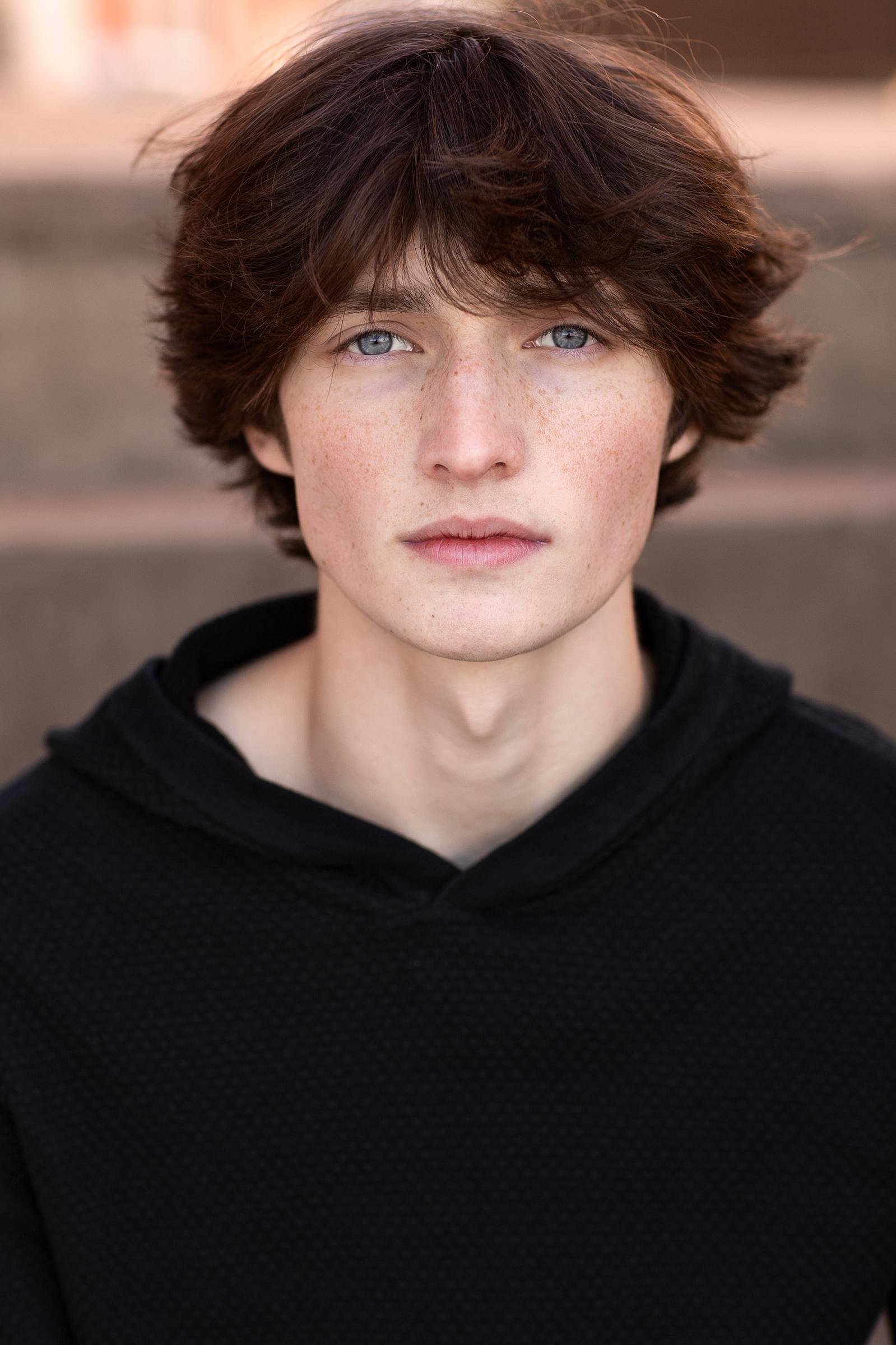 actor Elliott Sancrant large photo